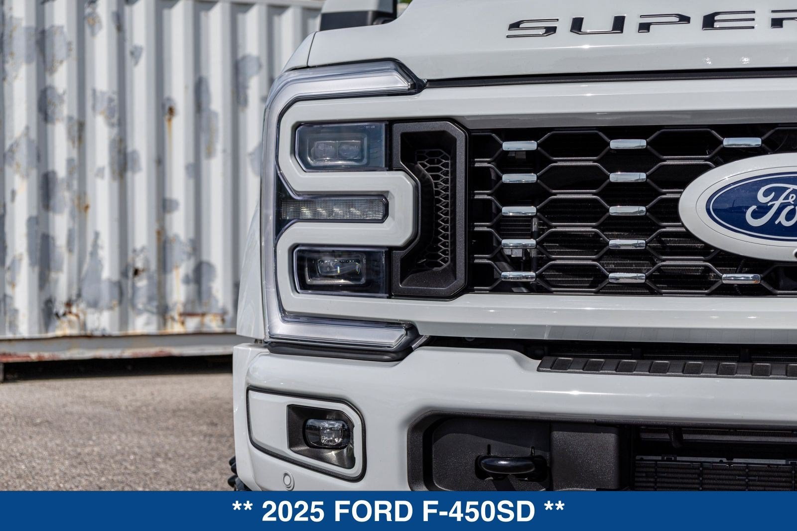 2025 Ford F-450 Platinum DRW