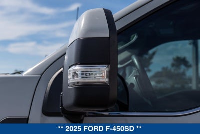2025 Ford F-450 Platinum DRW