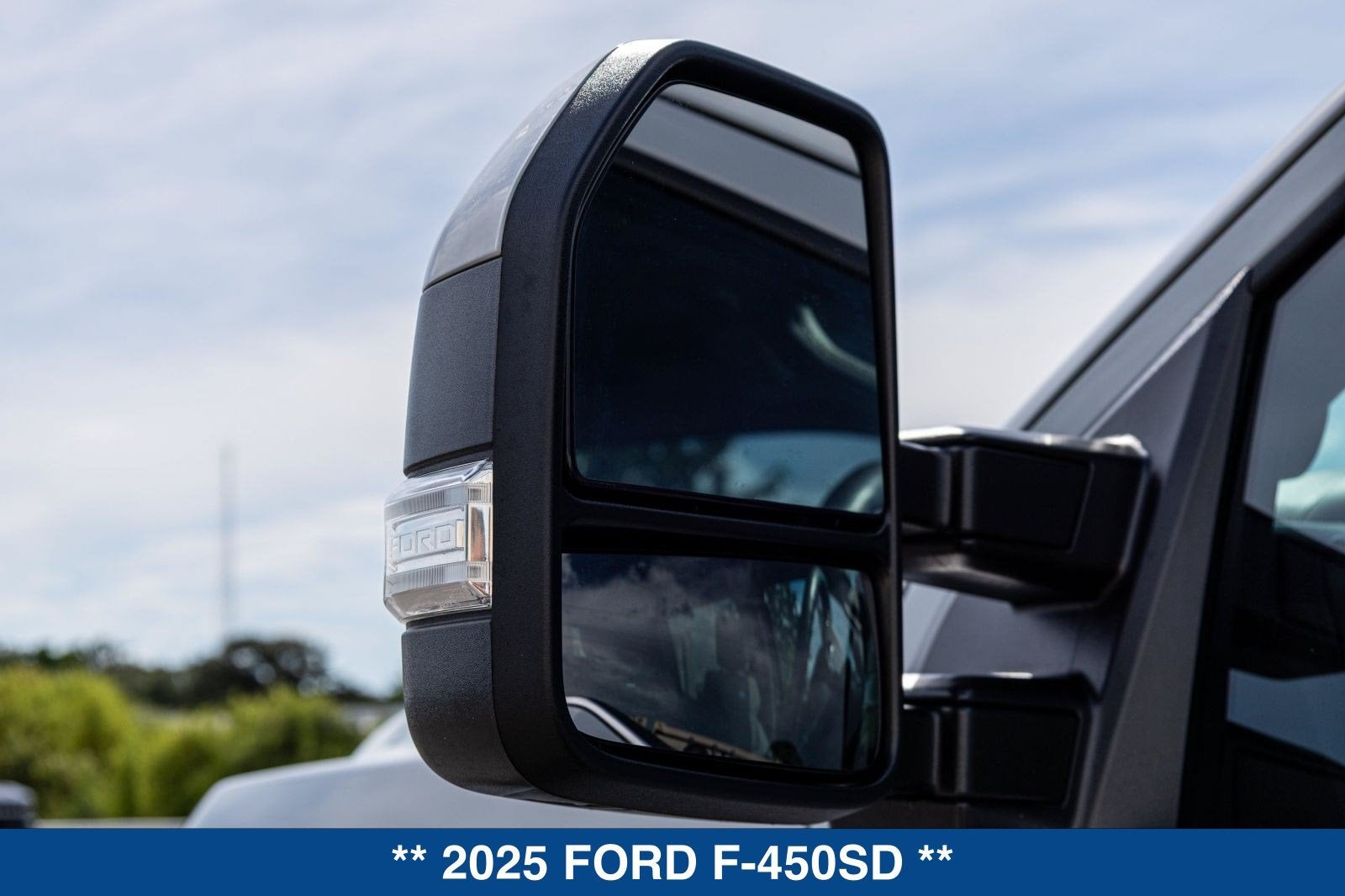 2025 Ford F-450 Platinum DRW