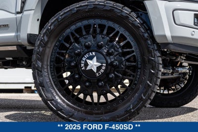 2025 Ford F-450 Platinum DRW