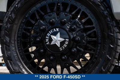 2025 Ford F-450 Platinum DRW