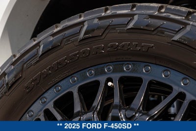 2025 Ford F-450 Platinum DRW