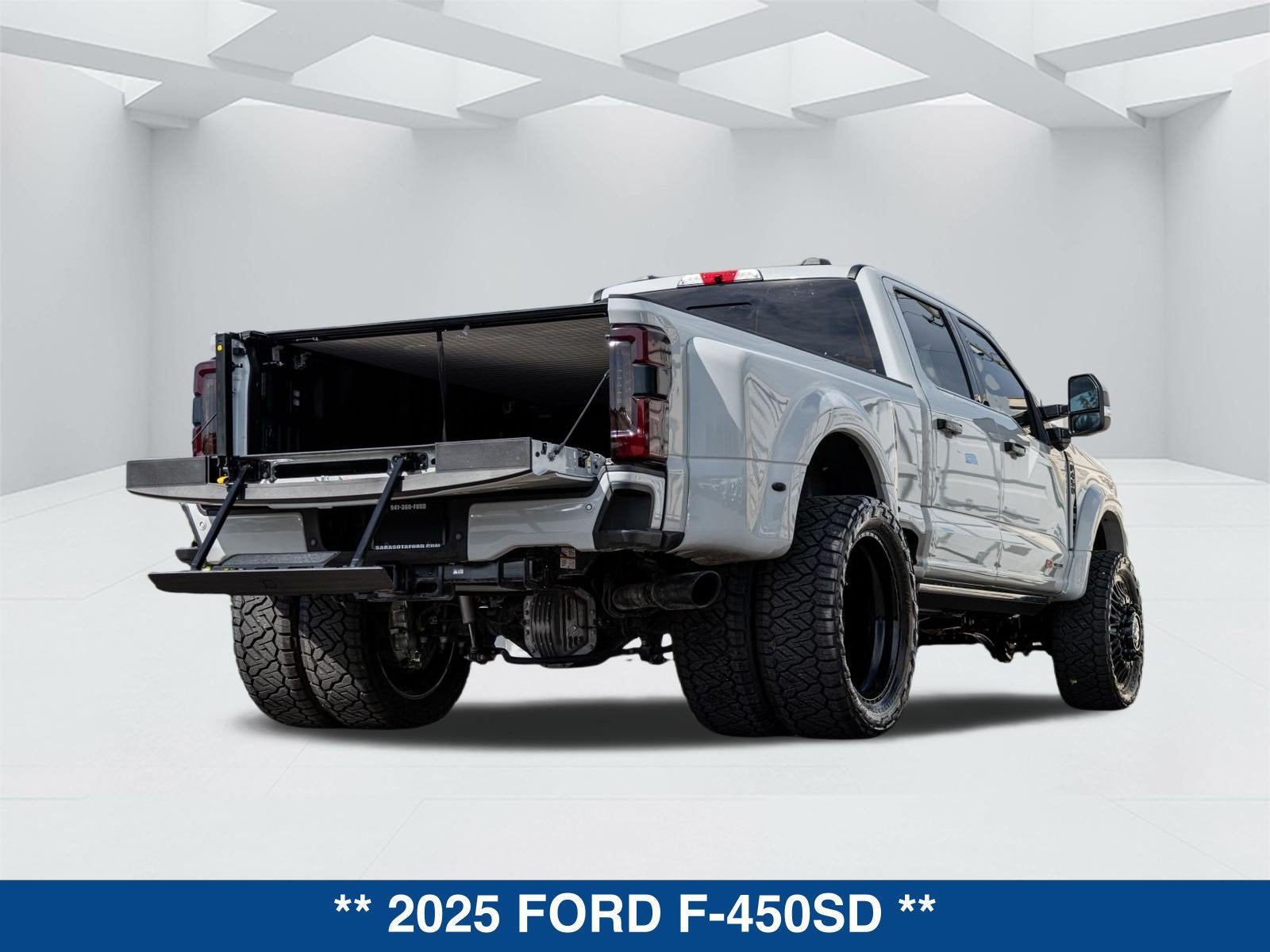 2025 Ford F-450 Platinum DRW