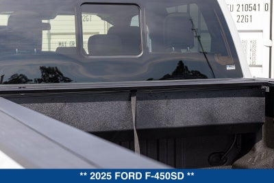 2025 Ford F-450 Platinum DRW