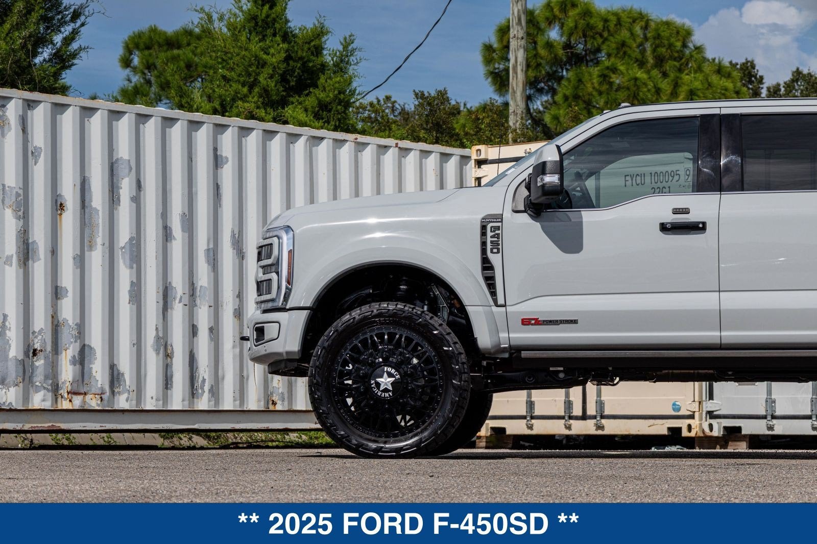2025 Ford F-450 Platinum DRW