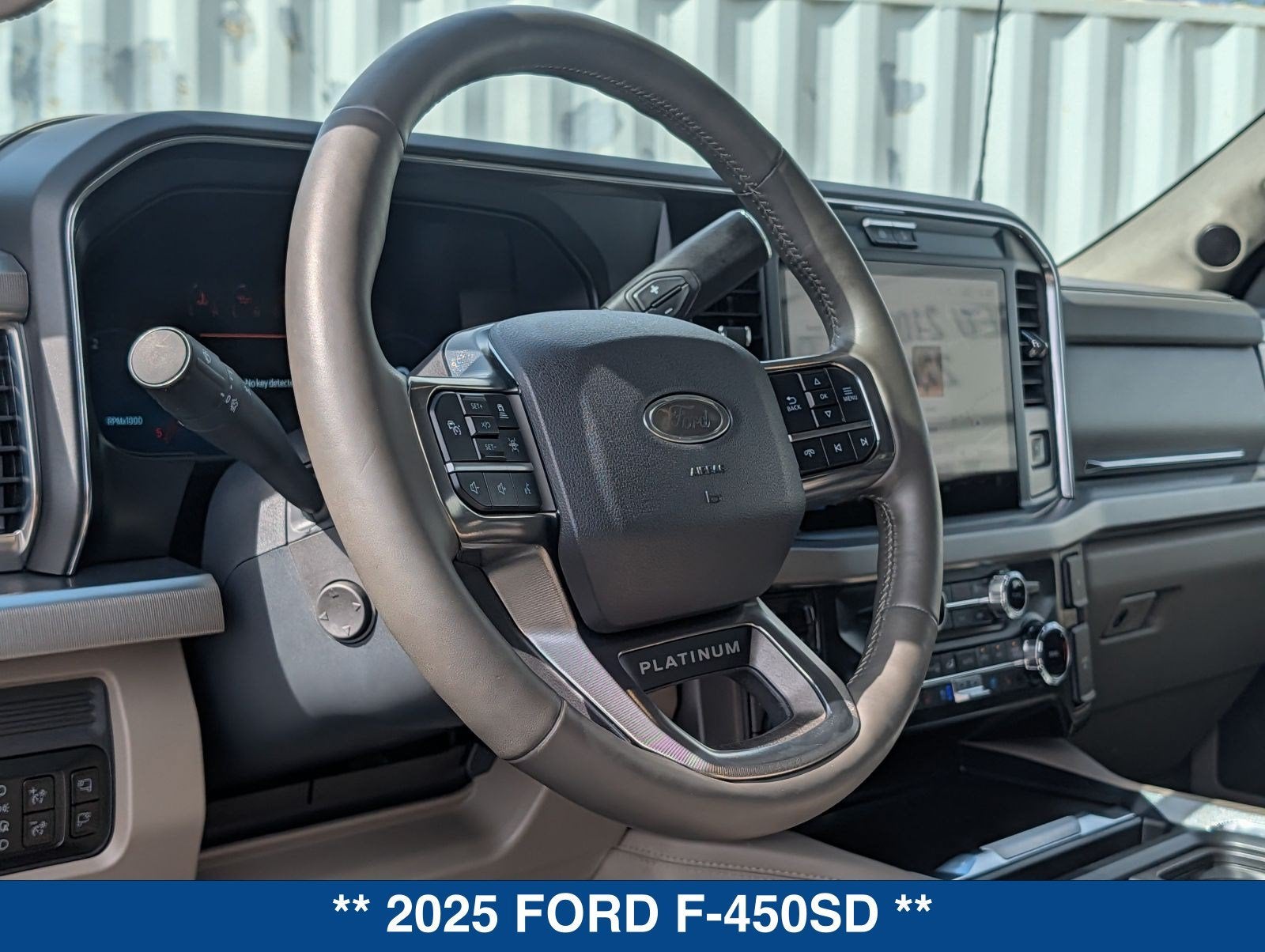 2025 Ford F-450 Platinum DRW