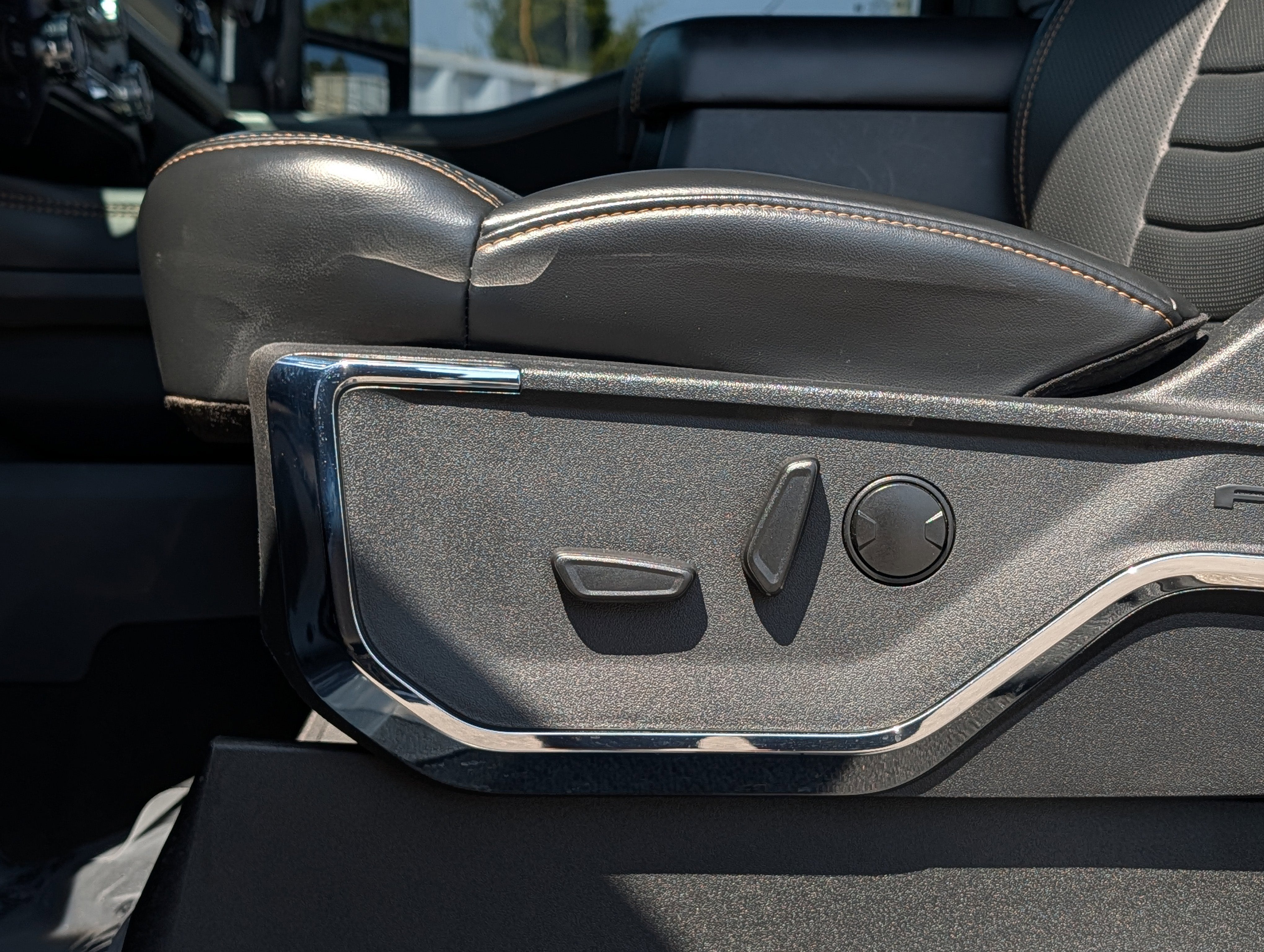 2023 Ford F-450 Platinum DRW