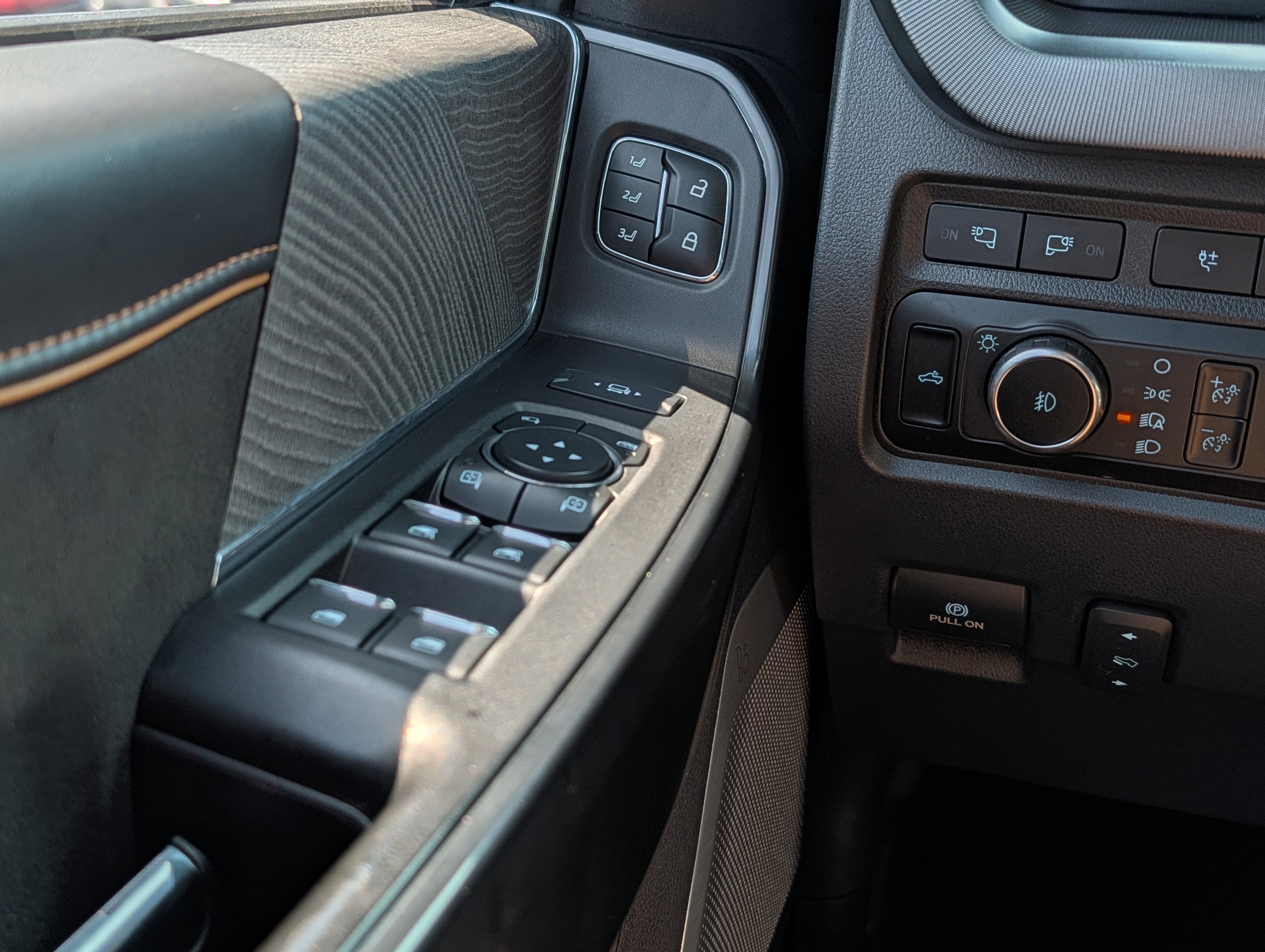 2023 Ford F-450 Platinum DRW