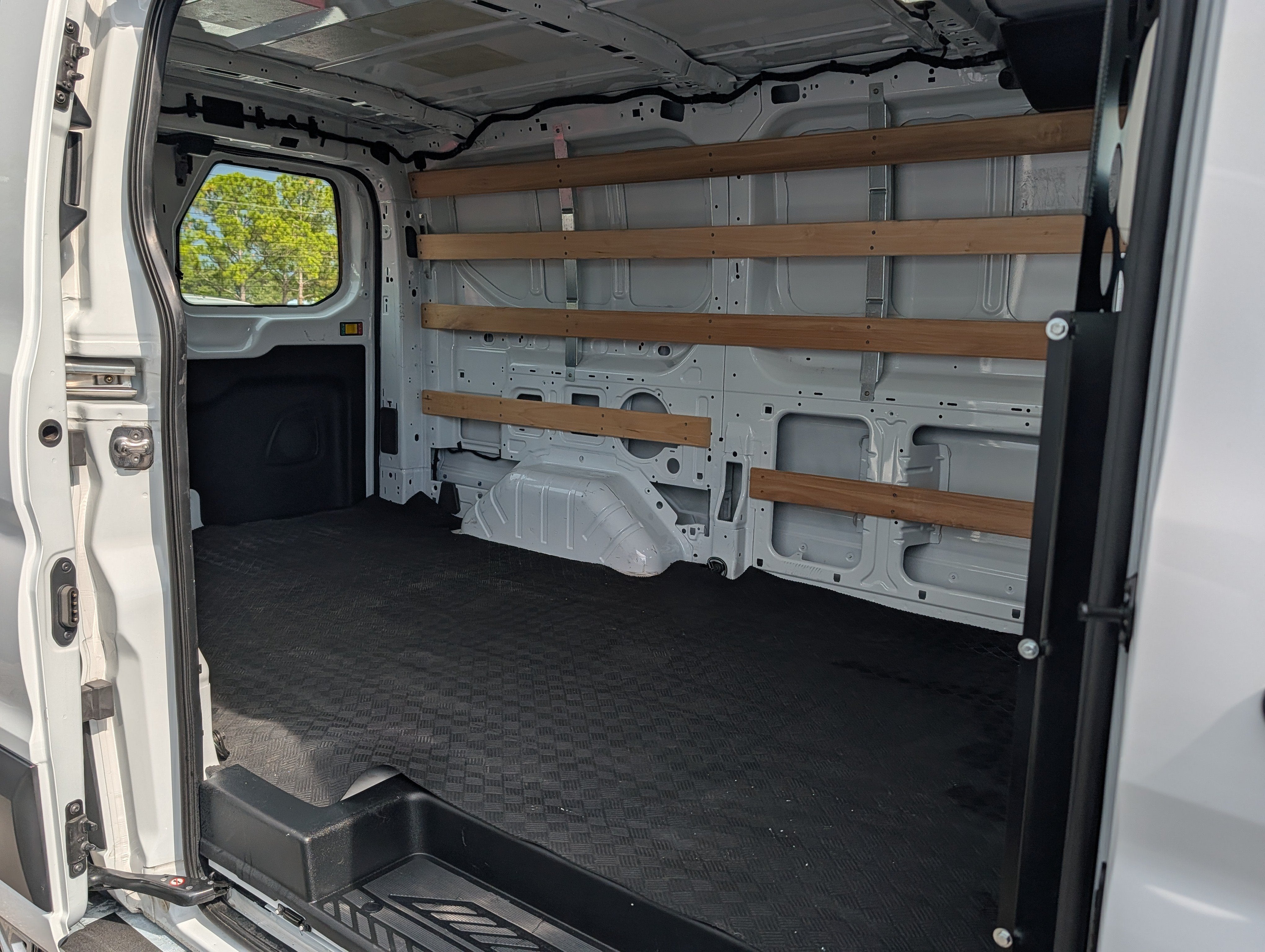 2025 Ford Transit-250 Base