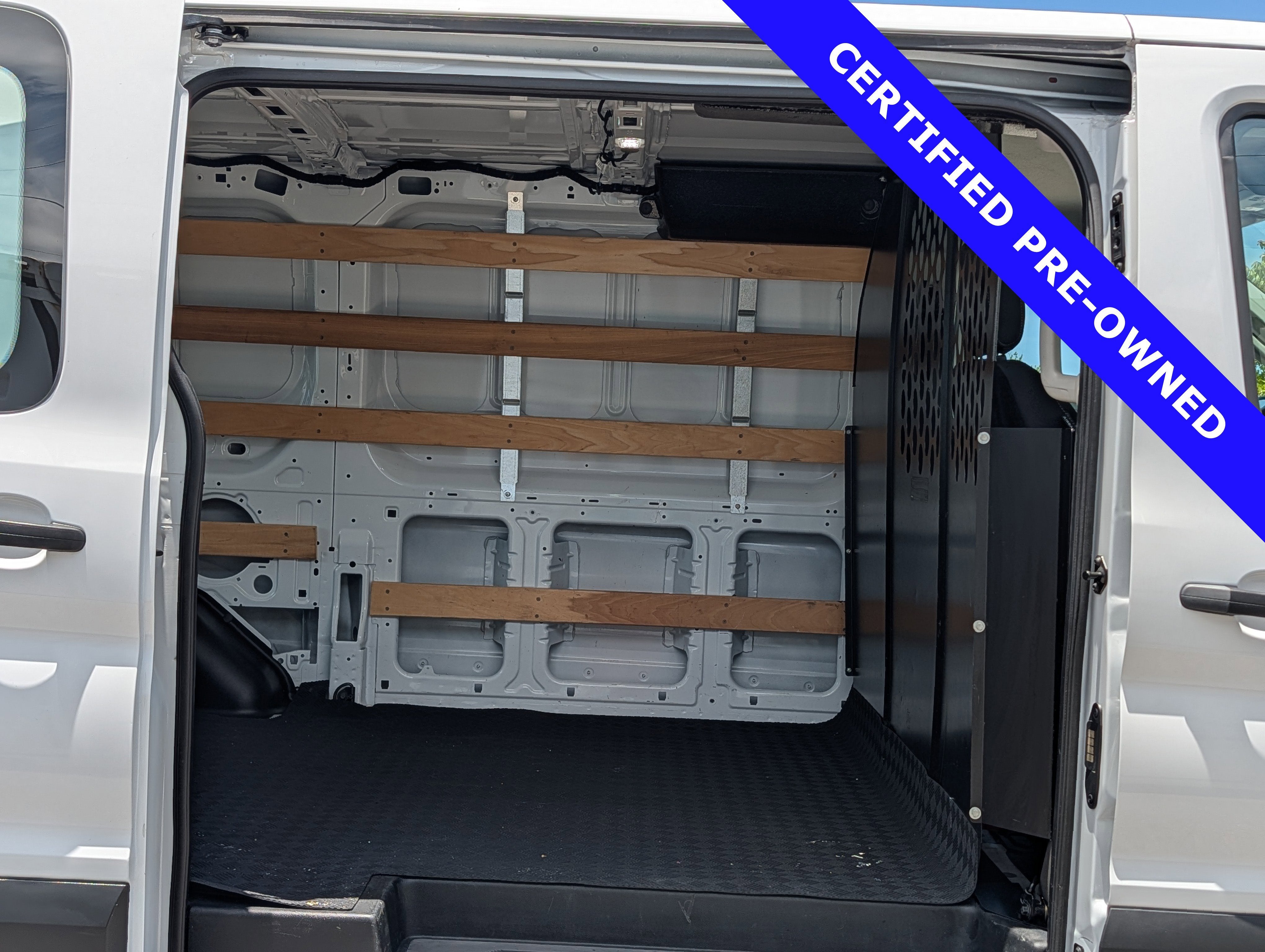 2025 Ford Transit-250 Base