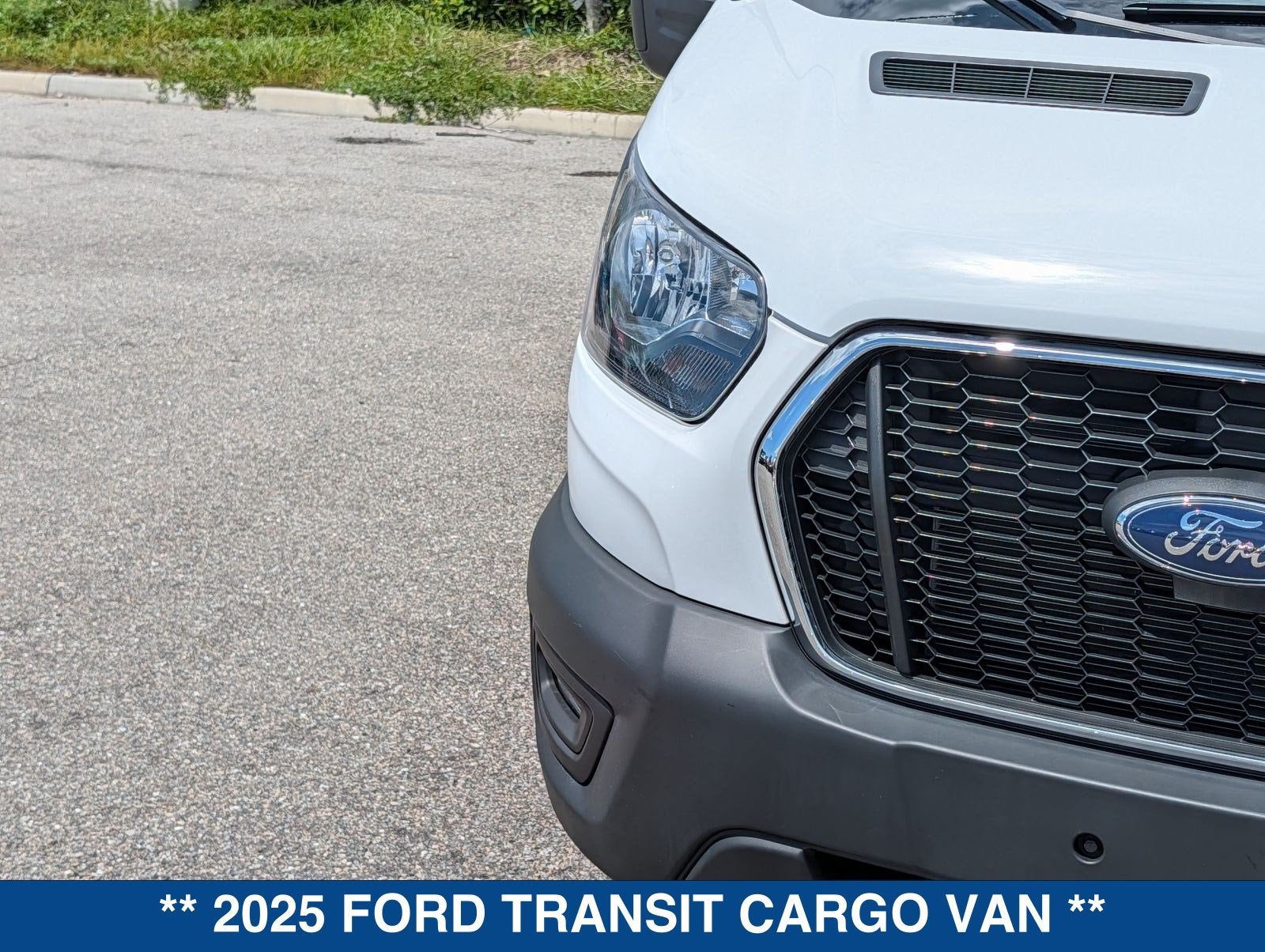 2025 Ford Transit-250 Base