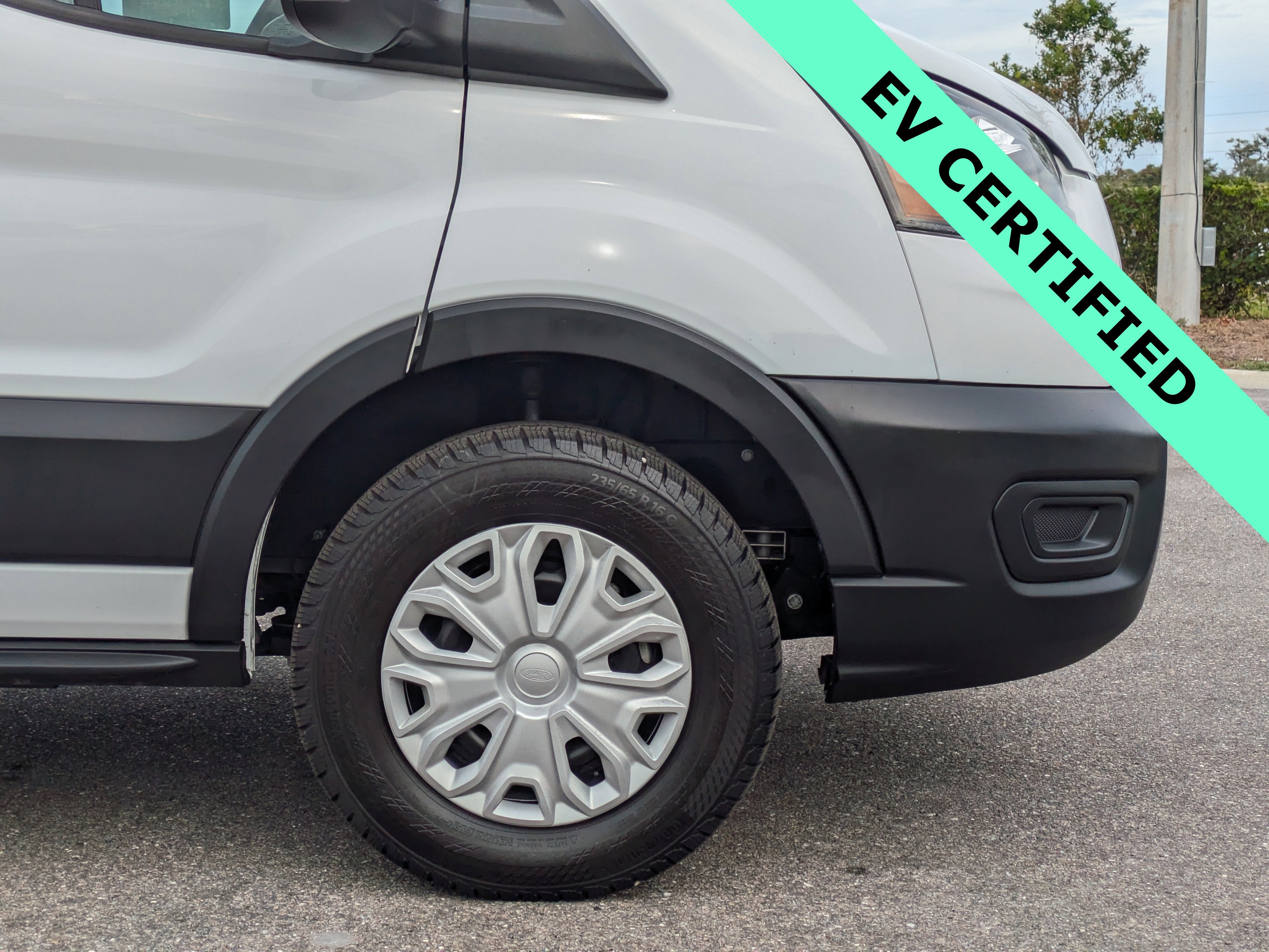 2023 Ford E-Transit-350 Cargo Base