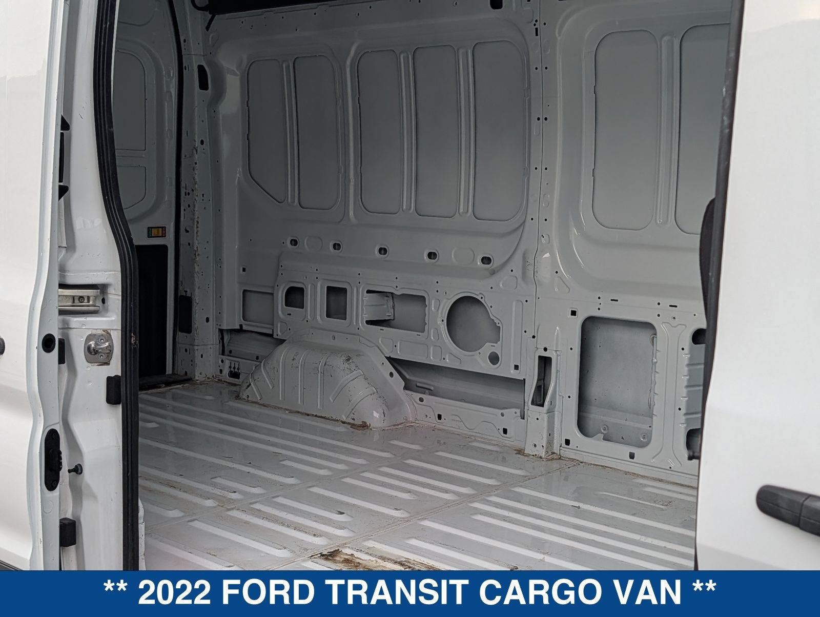 2022 Ford Transit-350 148 WB High Roof Cargo