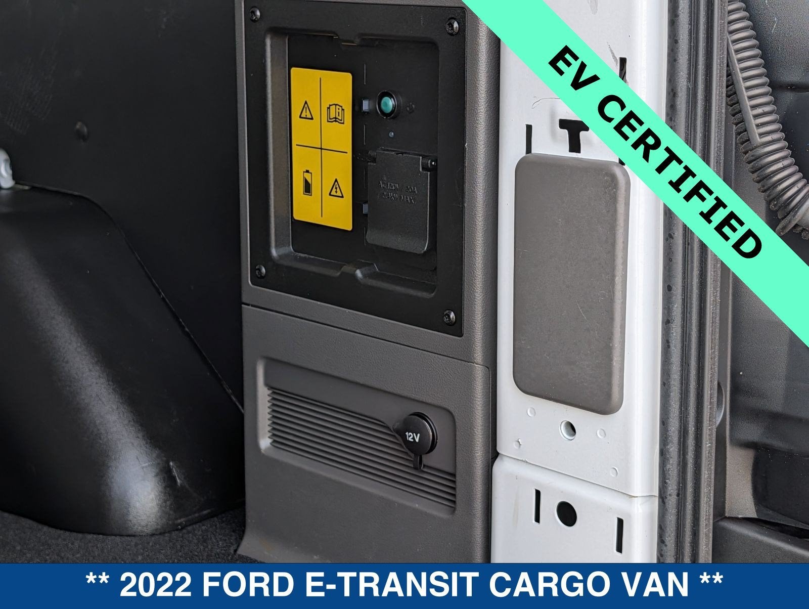 2022 Ford E-Transit-350 Cargo Base