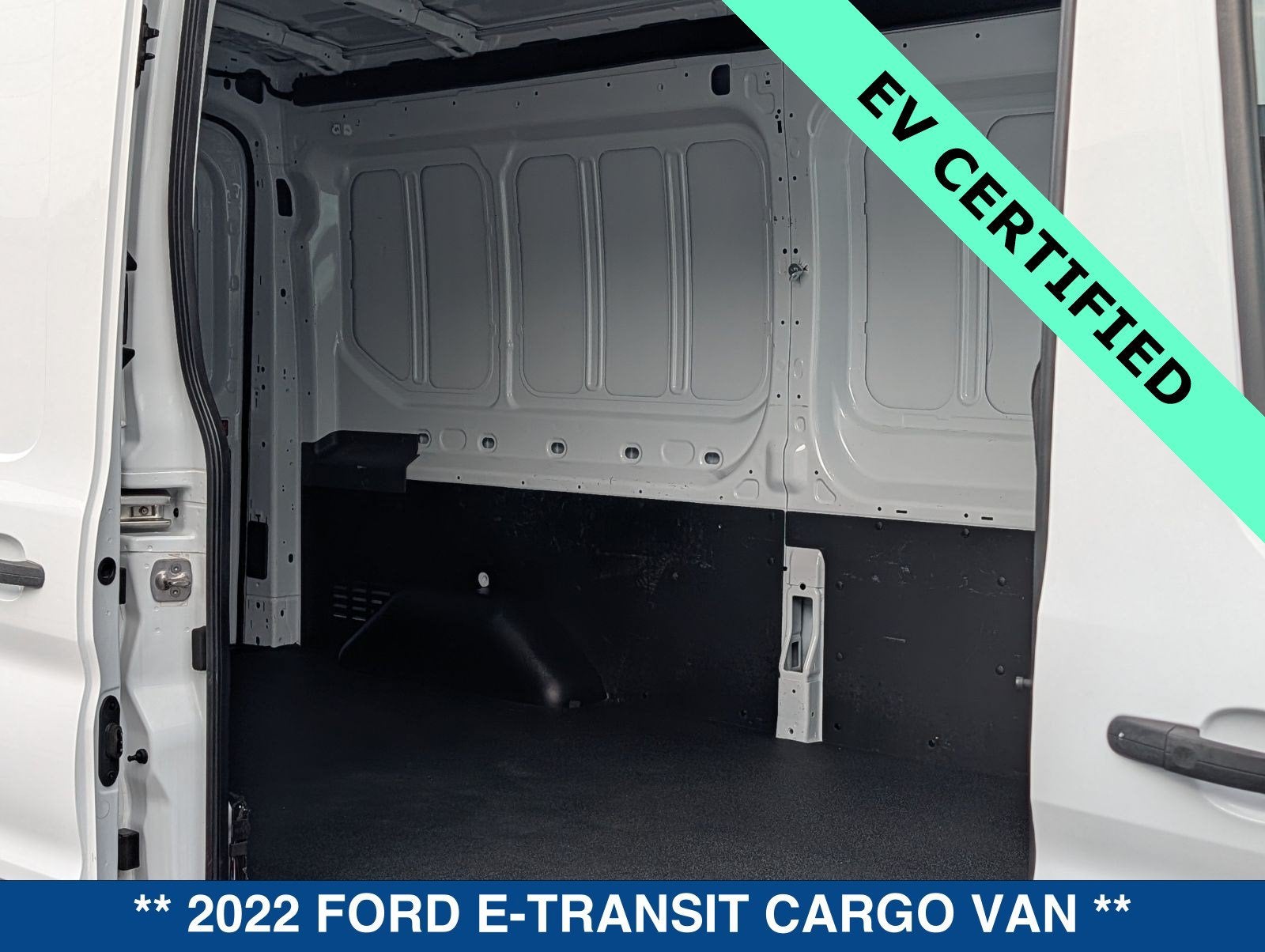 2022 Ford E-Transit-350 Cargo Base