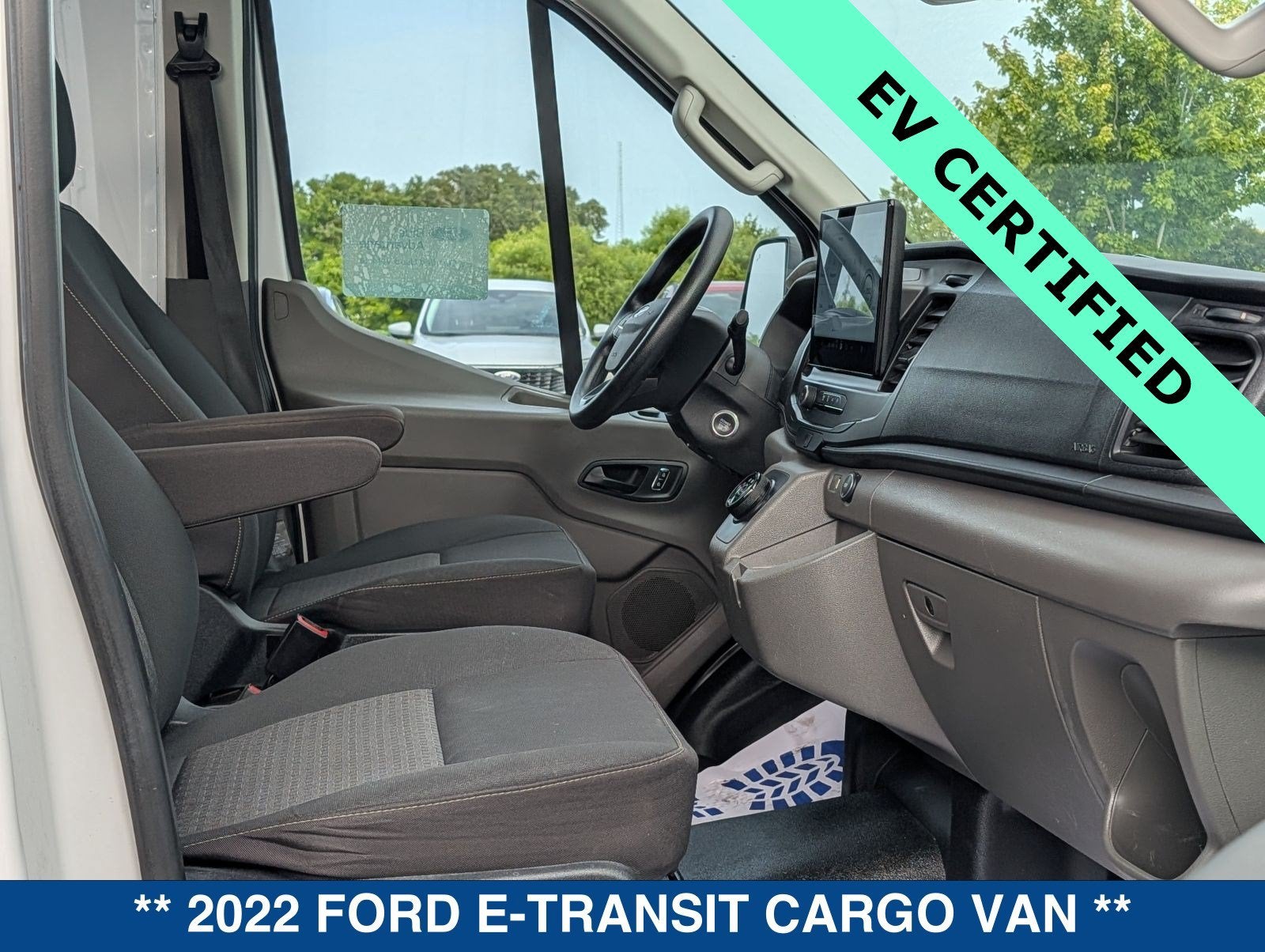 2022 Ford E-Transit-350 Cargo Base