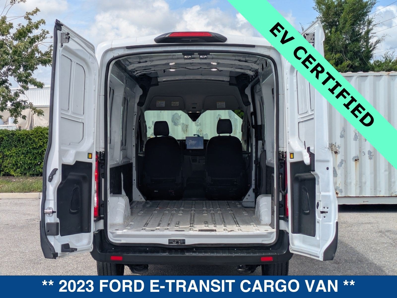 2023 Ford E-Transit-350 Cargo Base