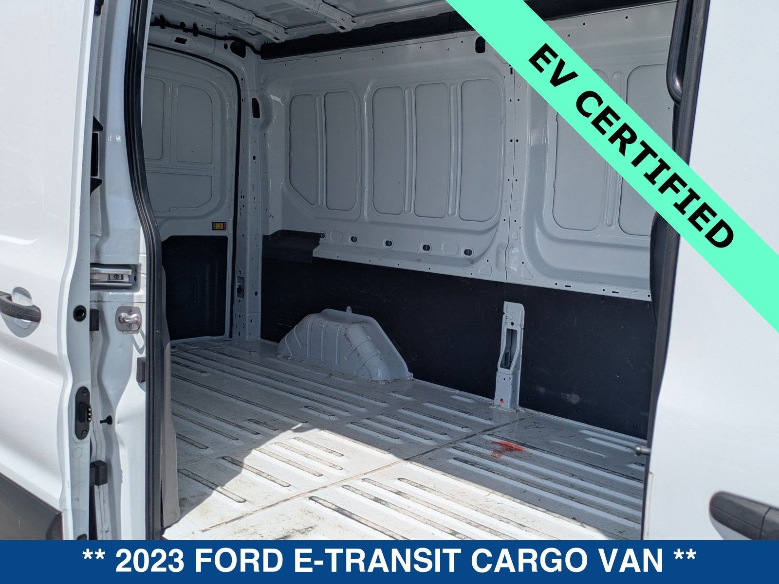 2023 Ford E-Transit-350 Cargo Base