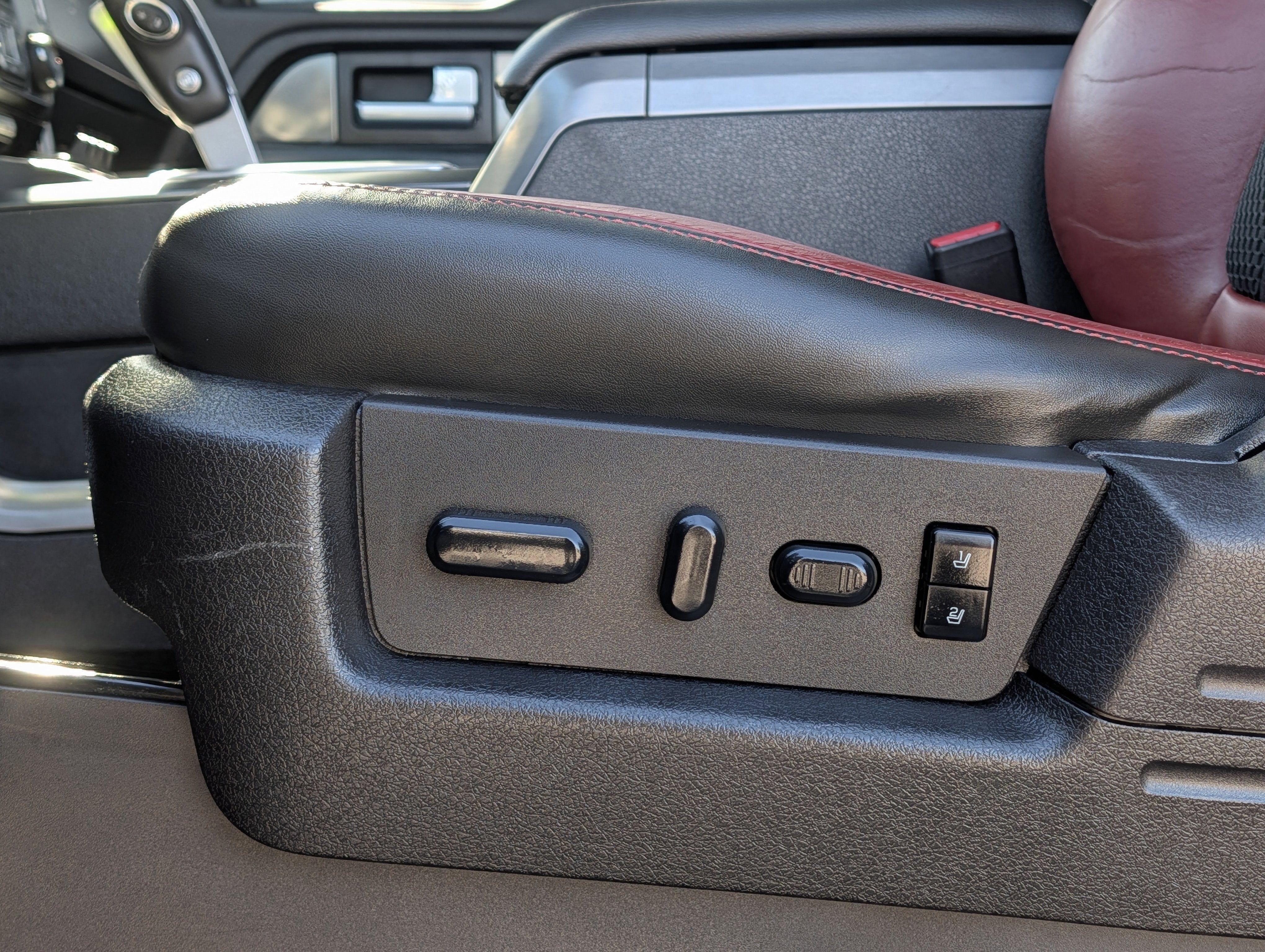 2014 Ford F-150 SVT Raptor