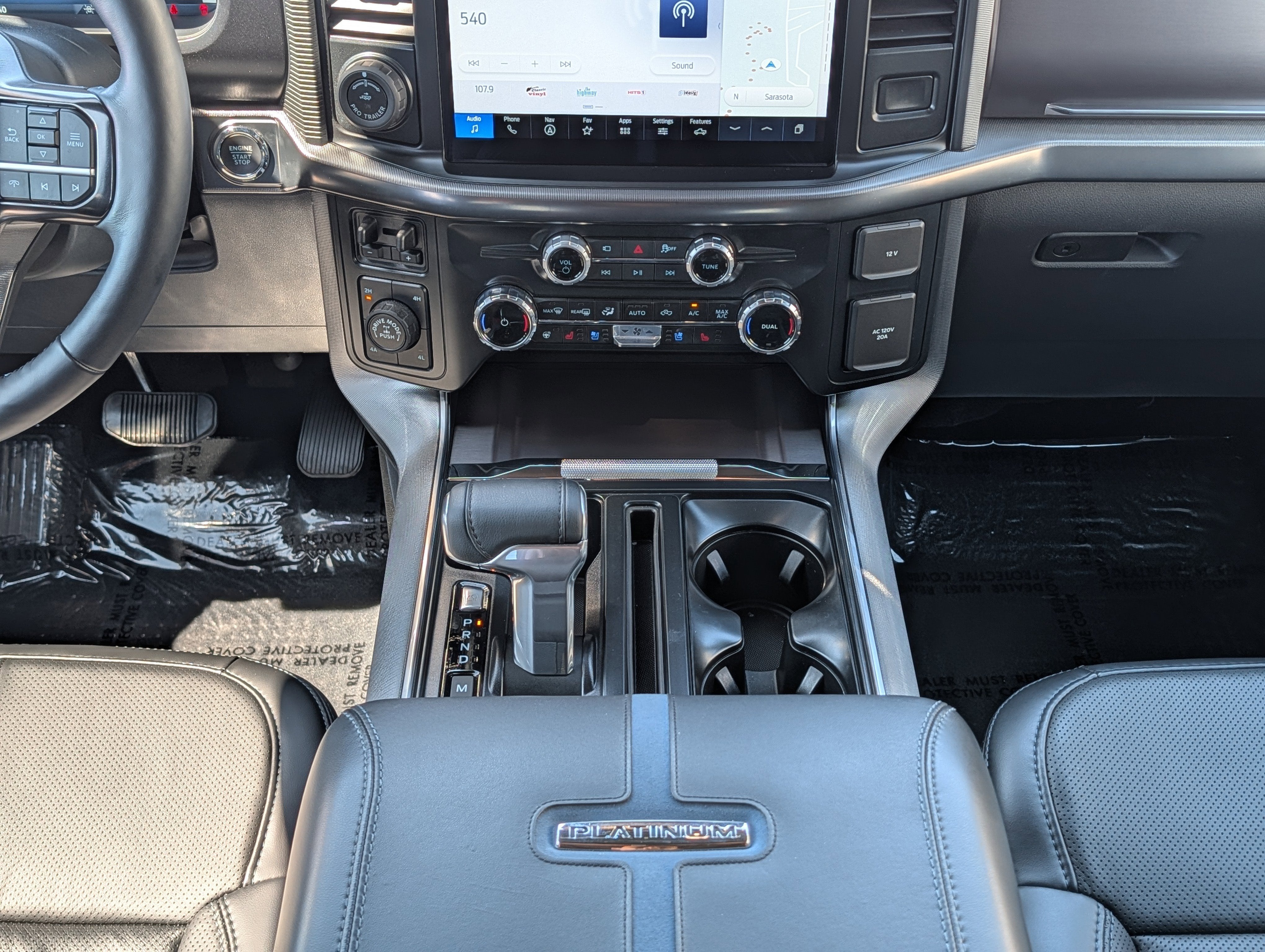 2025 Ford F-150 Platinum