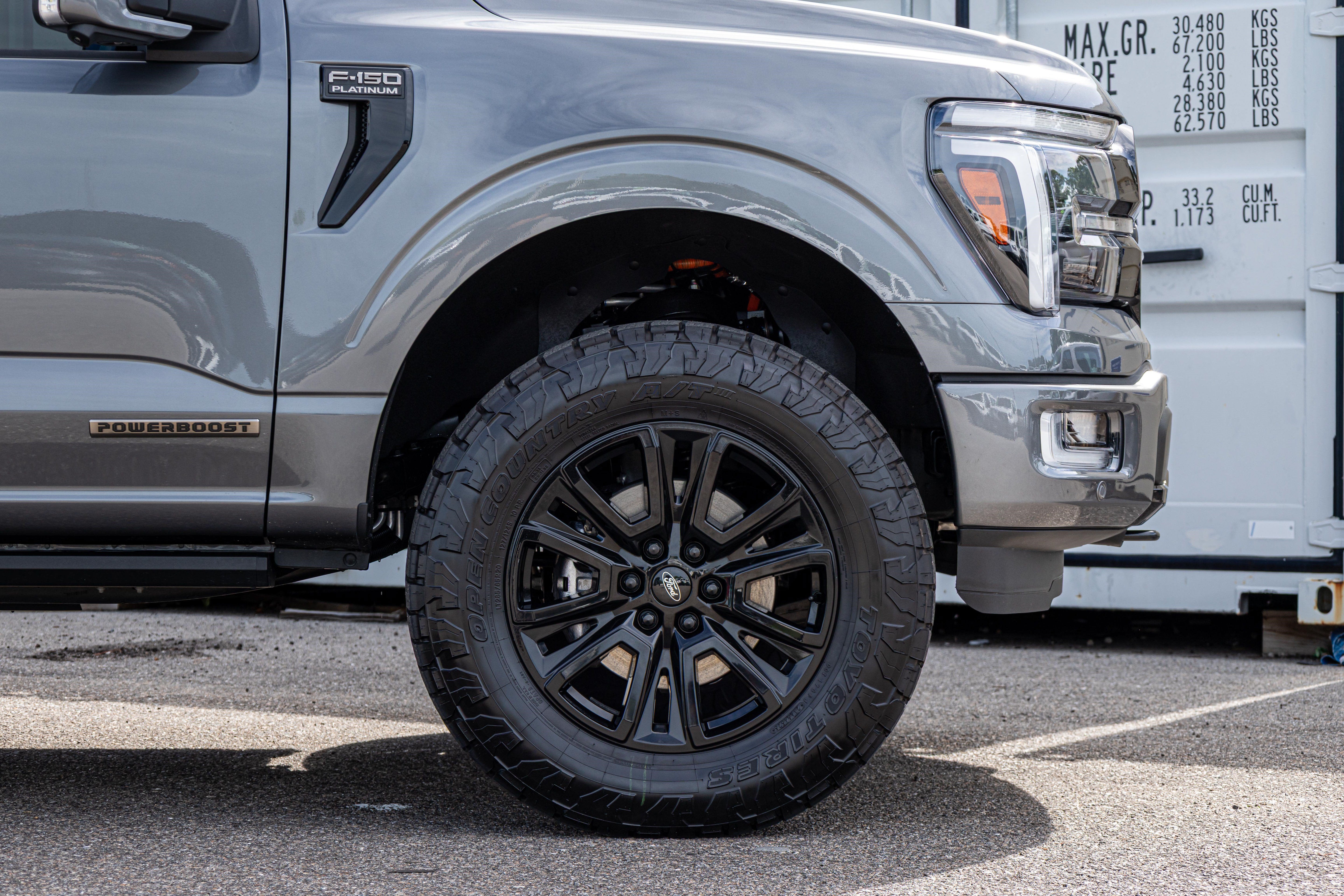 2025 Ford F-150 Platinum