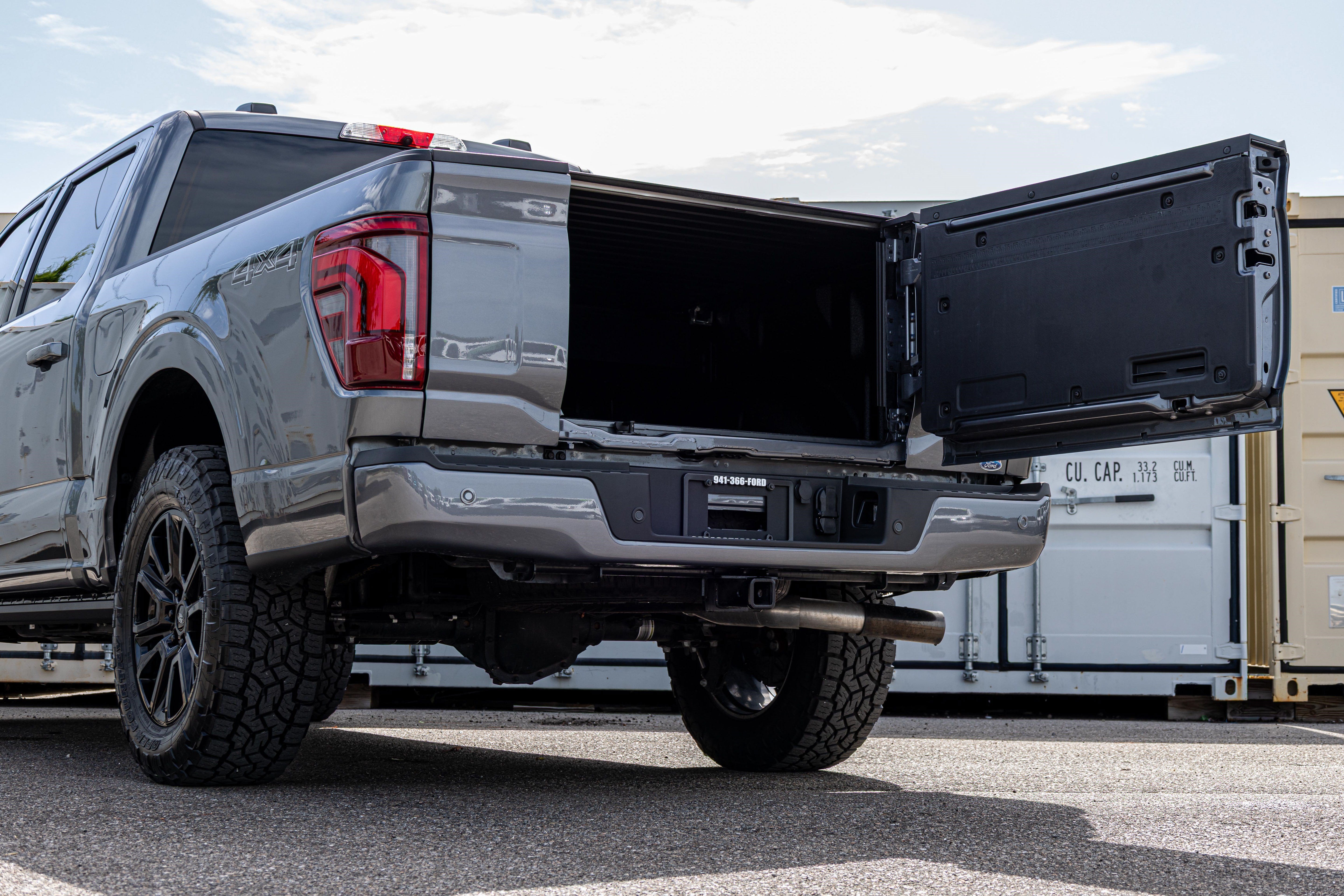2025 Ford F-150 Platinum