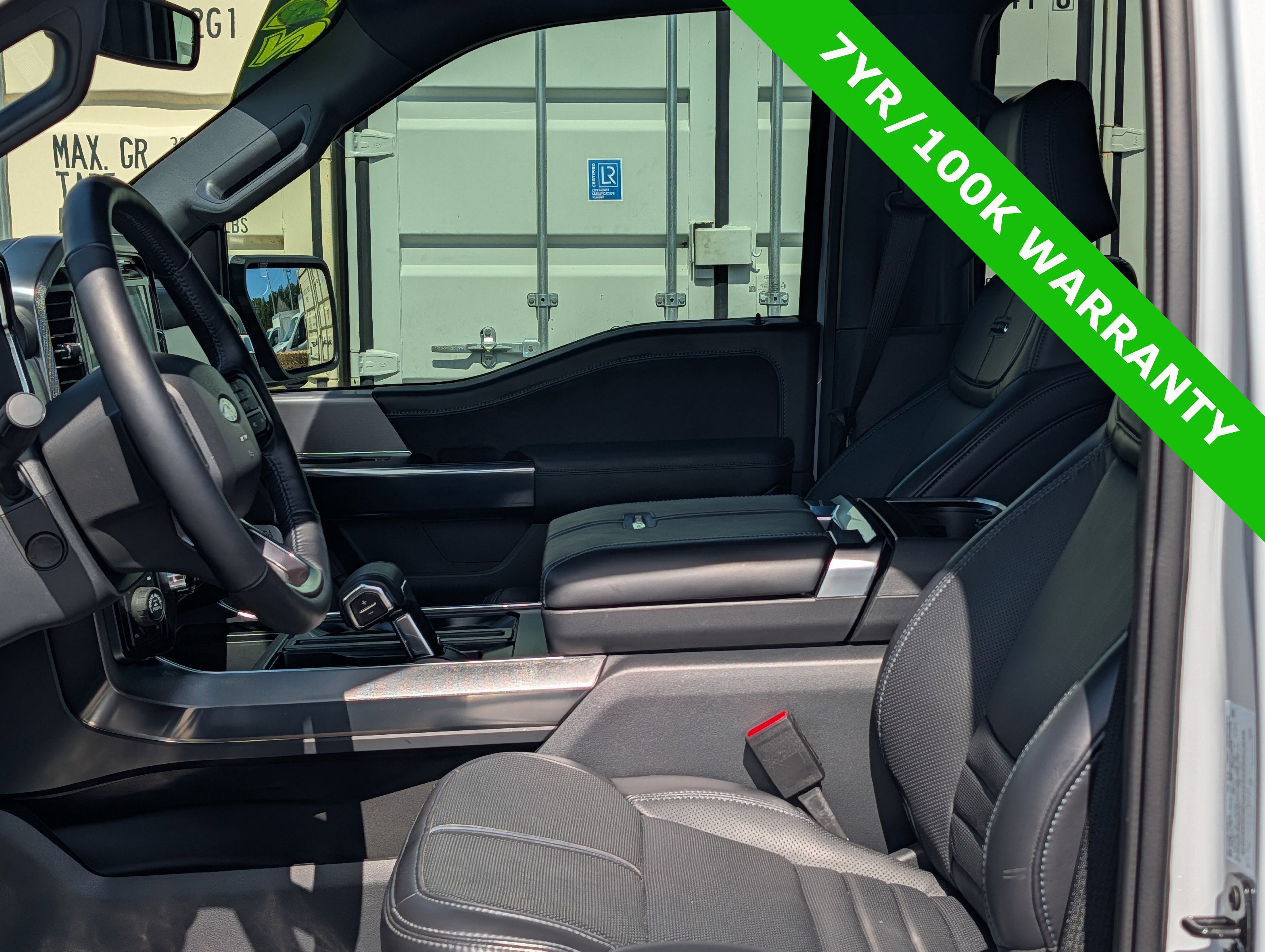2025 Ford F-150 Platinum