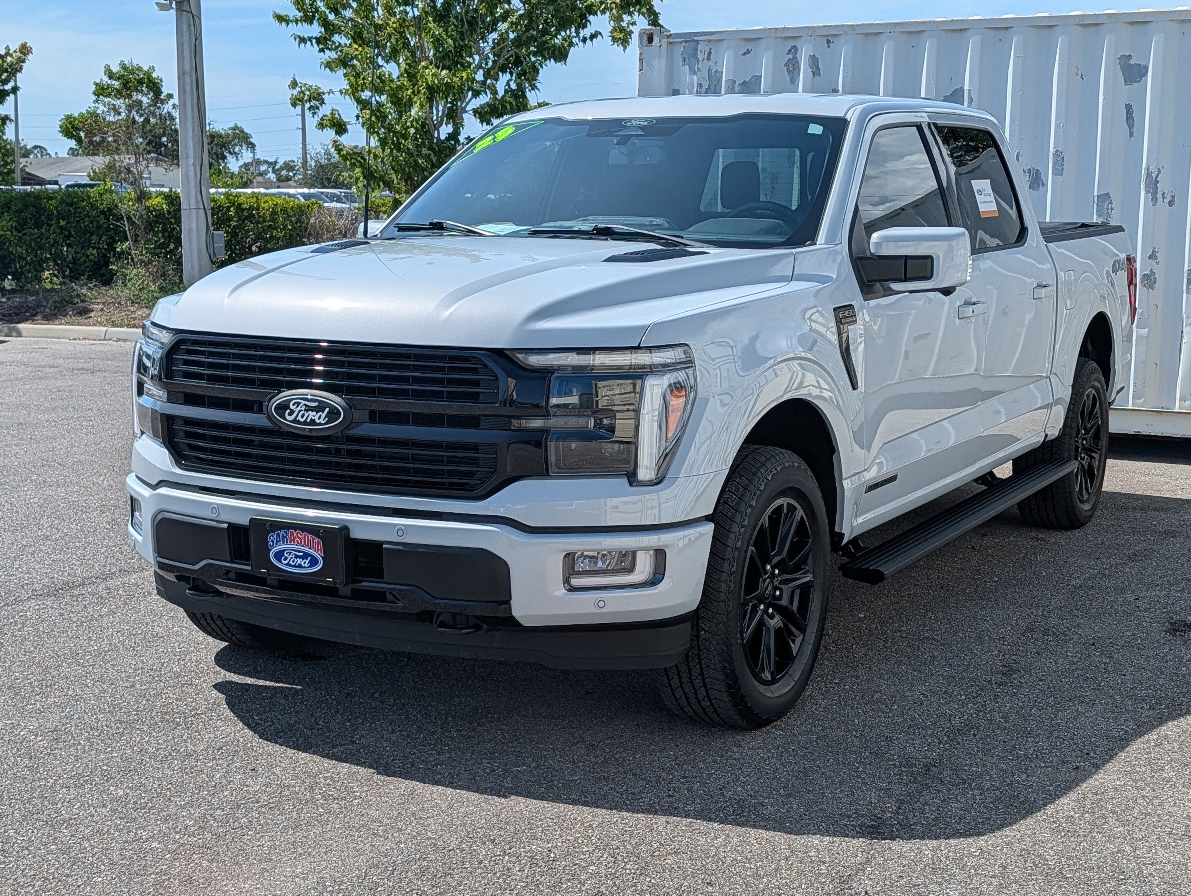 2025 Ford F-150 Platinum