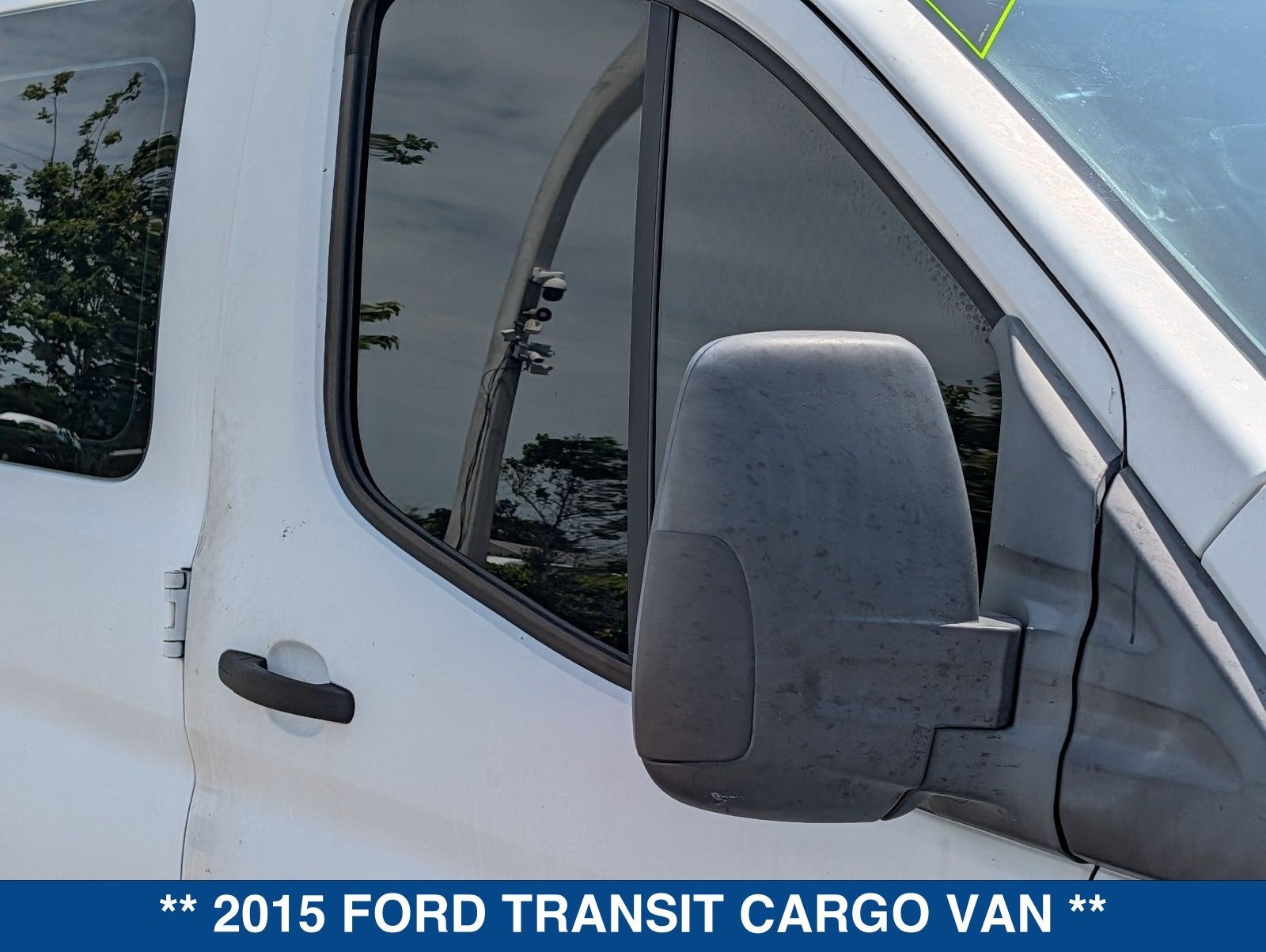 2015 Ford Transit-250 130 WB Low Roof Cargo