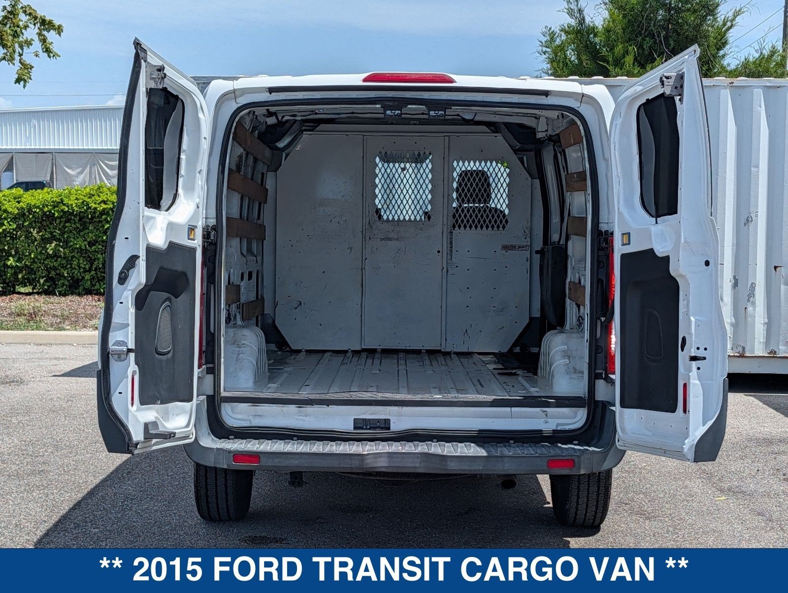 2015 Ford Transit-250 130 WB Low Roof Cargo