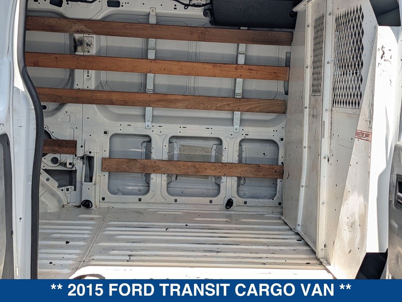 2015 Ford Transit-250 130 WB Low Roof Cargo