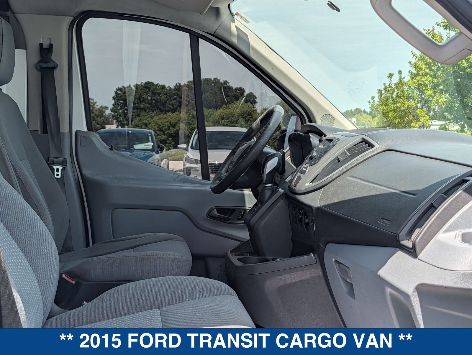 2015 Ford Transit-250 130 WB Low Roof Cargo