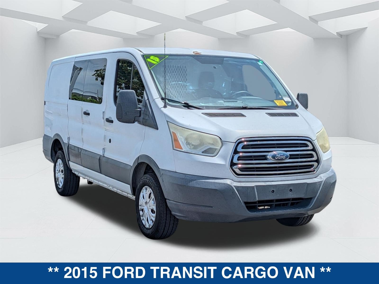2015 Ford Transit-250 130 WB Low Roof Cargo