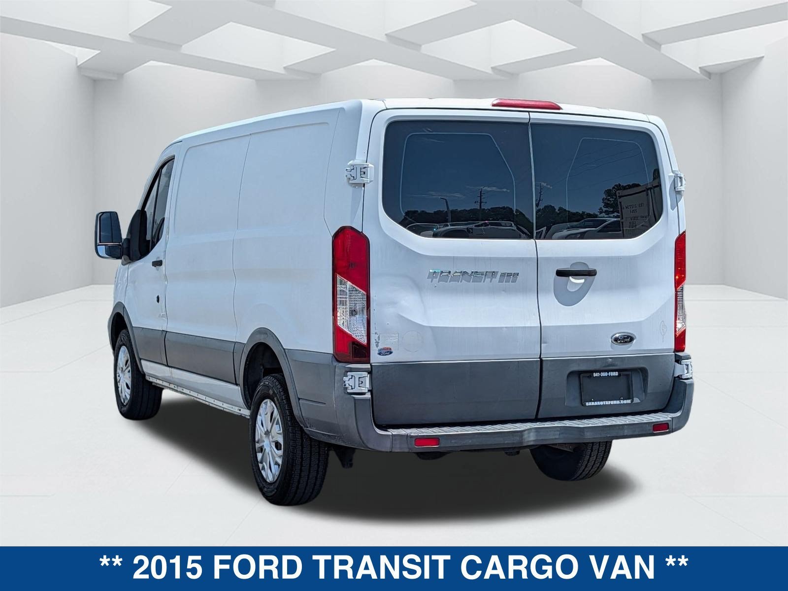2015 Ford Transit-250 130 WB Low Roof Cargo