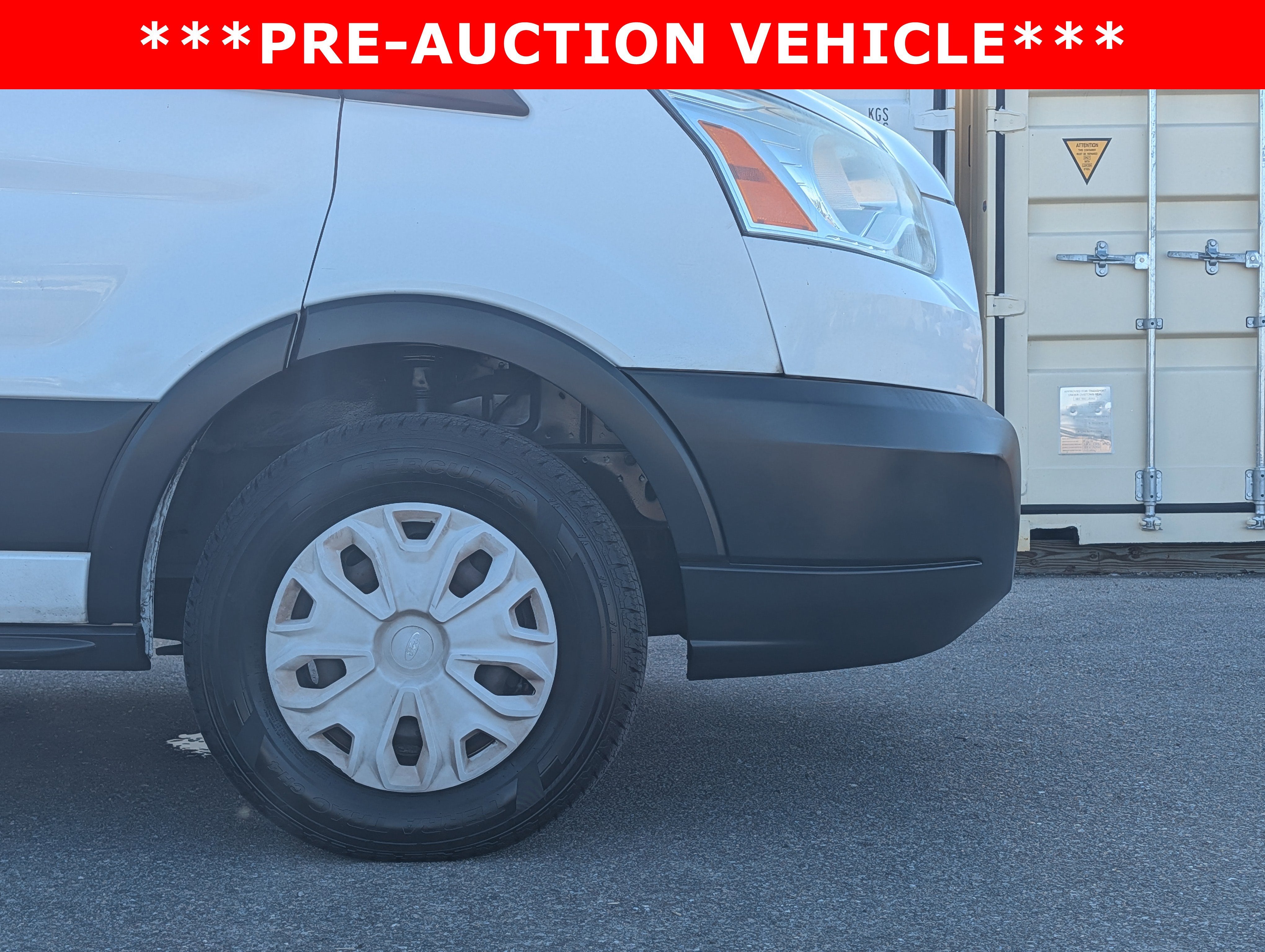 2015 Ford Transit-250 148 WB Medium Roof Cargo