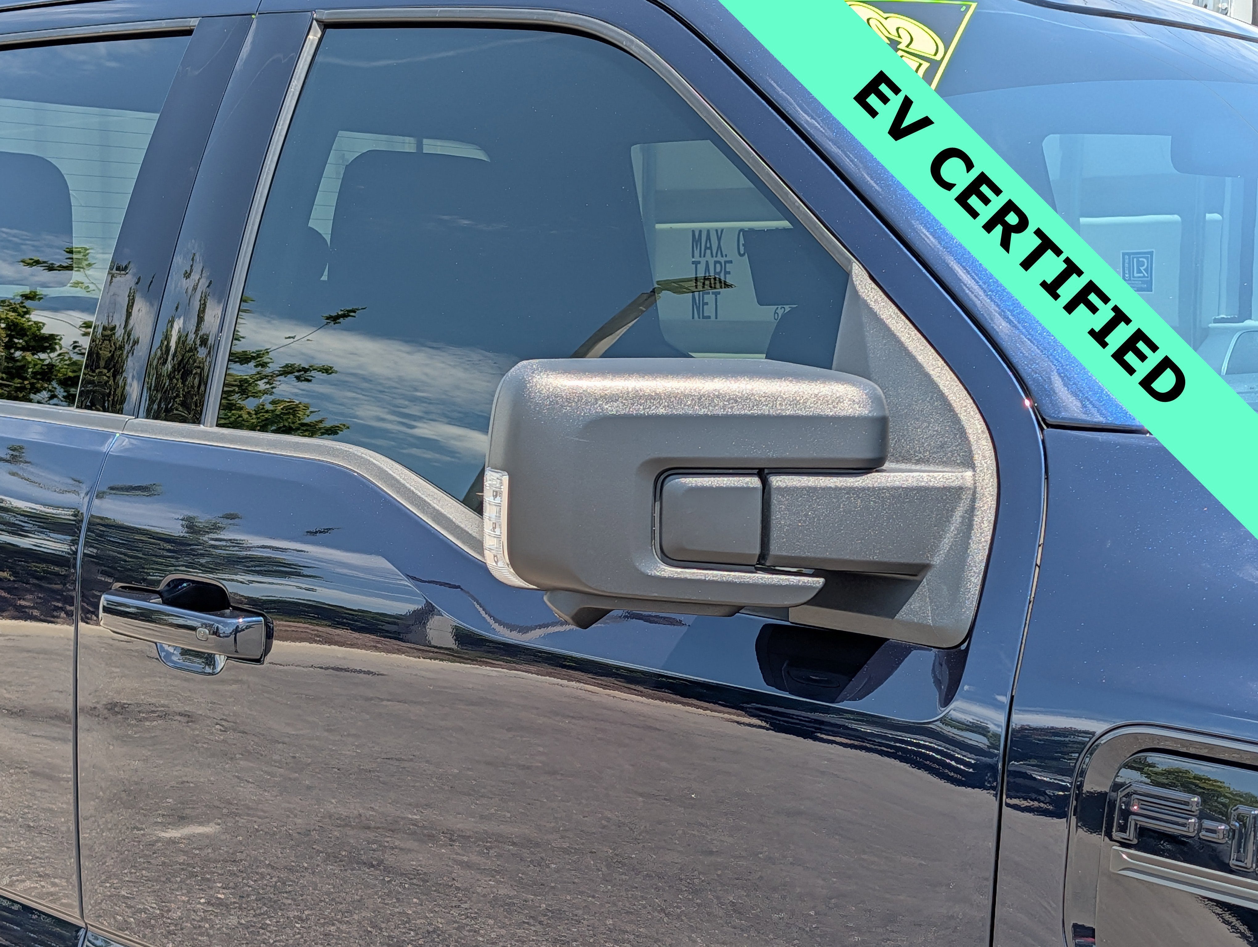 2023 Ford F-150 Lightning XLT