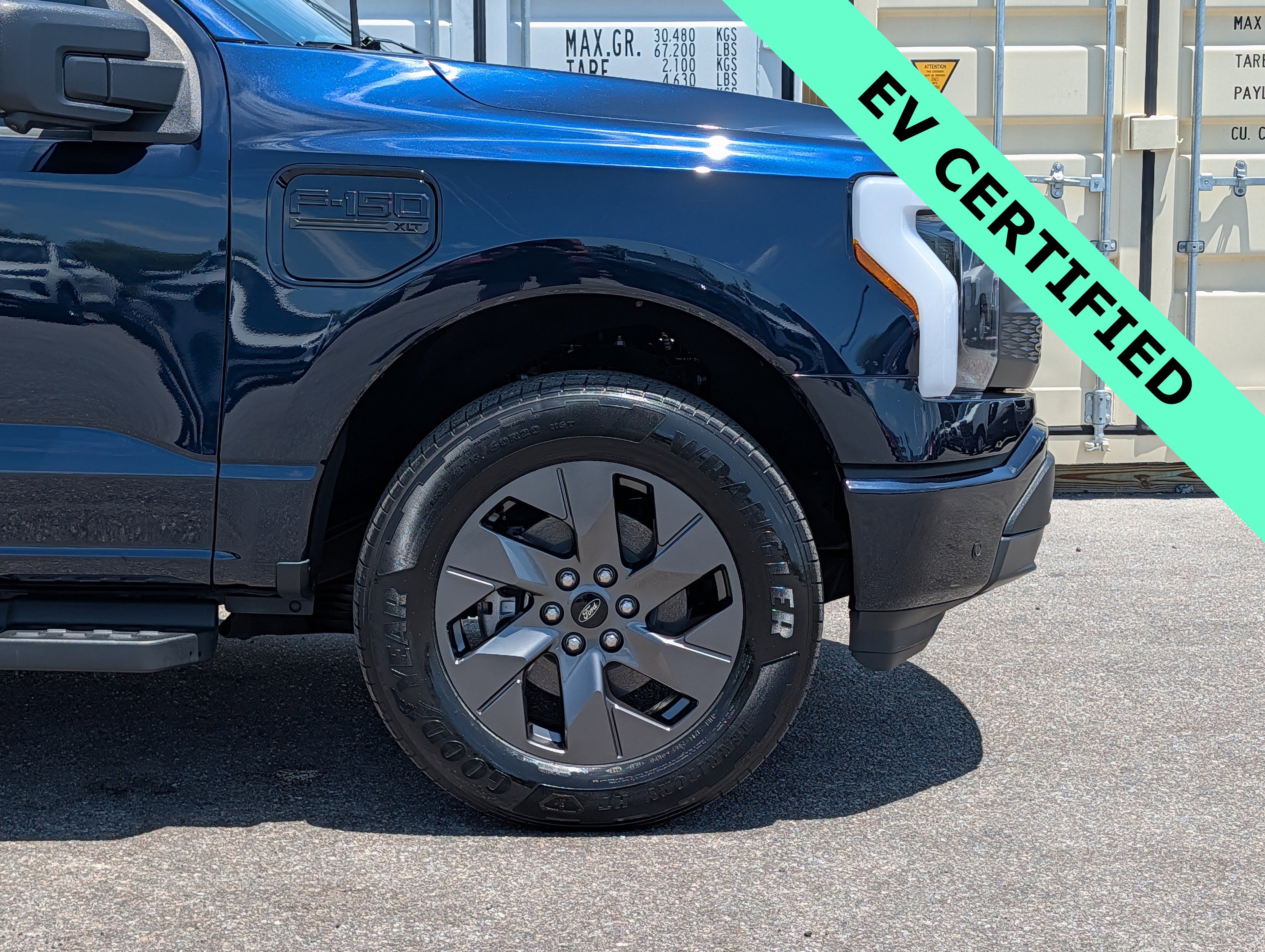 2023 Ford F-150 Lightning XLT