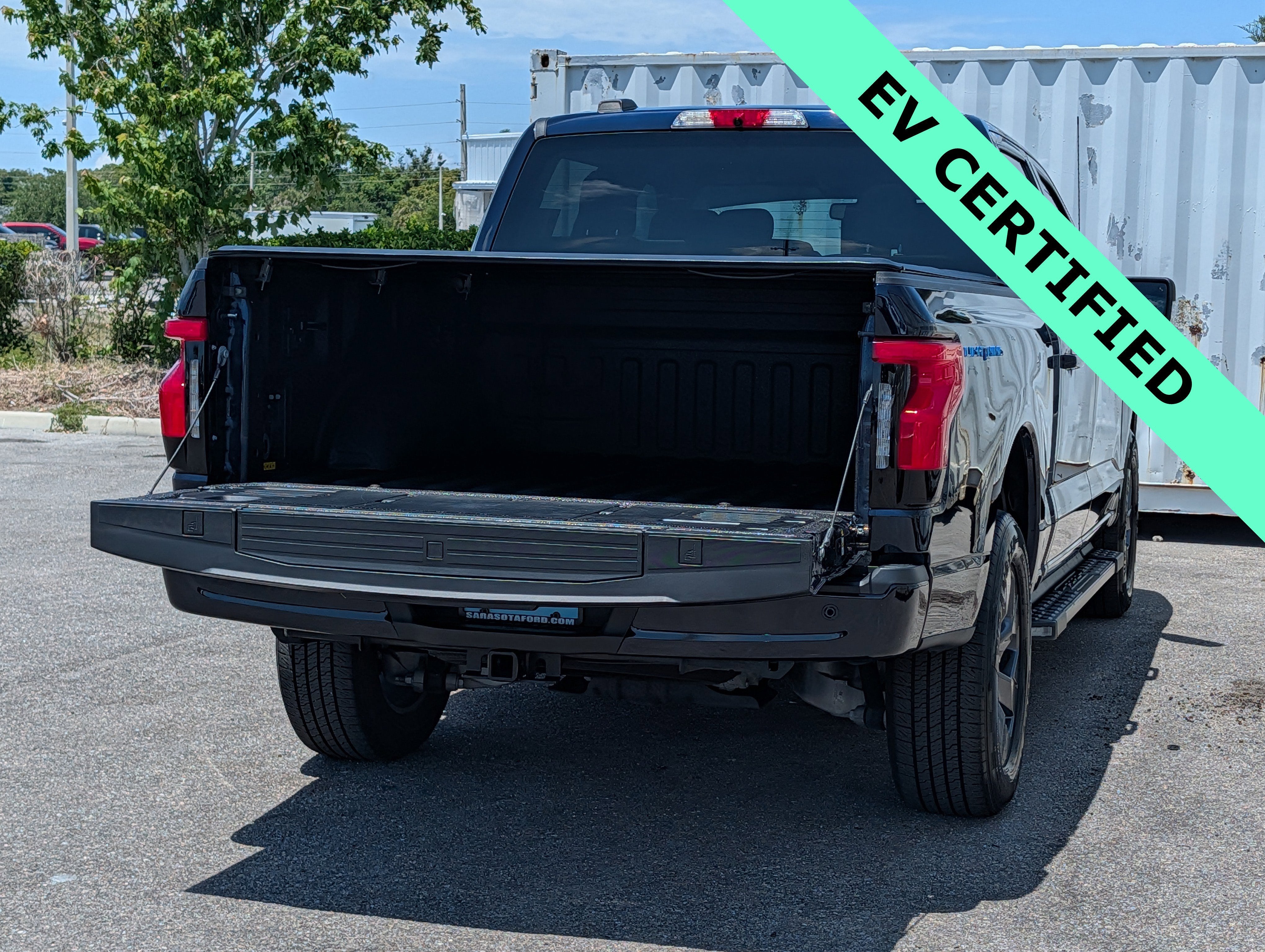 2023 Ford F-150 Lightning XLT