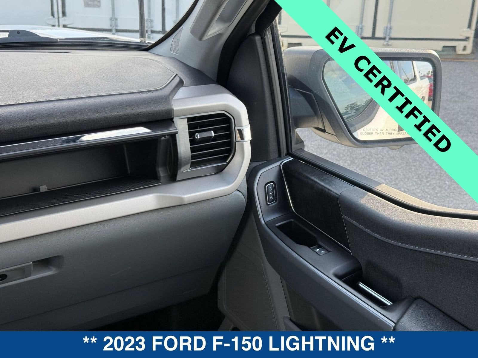 2023 Ford F-150 Lightning XLT