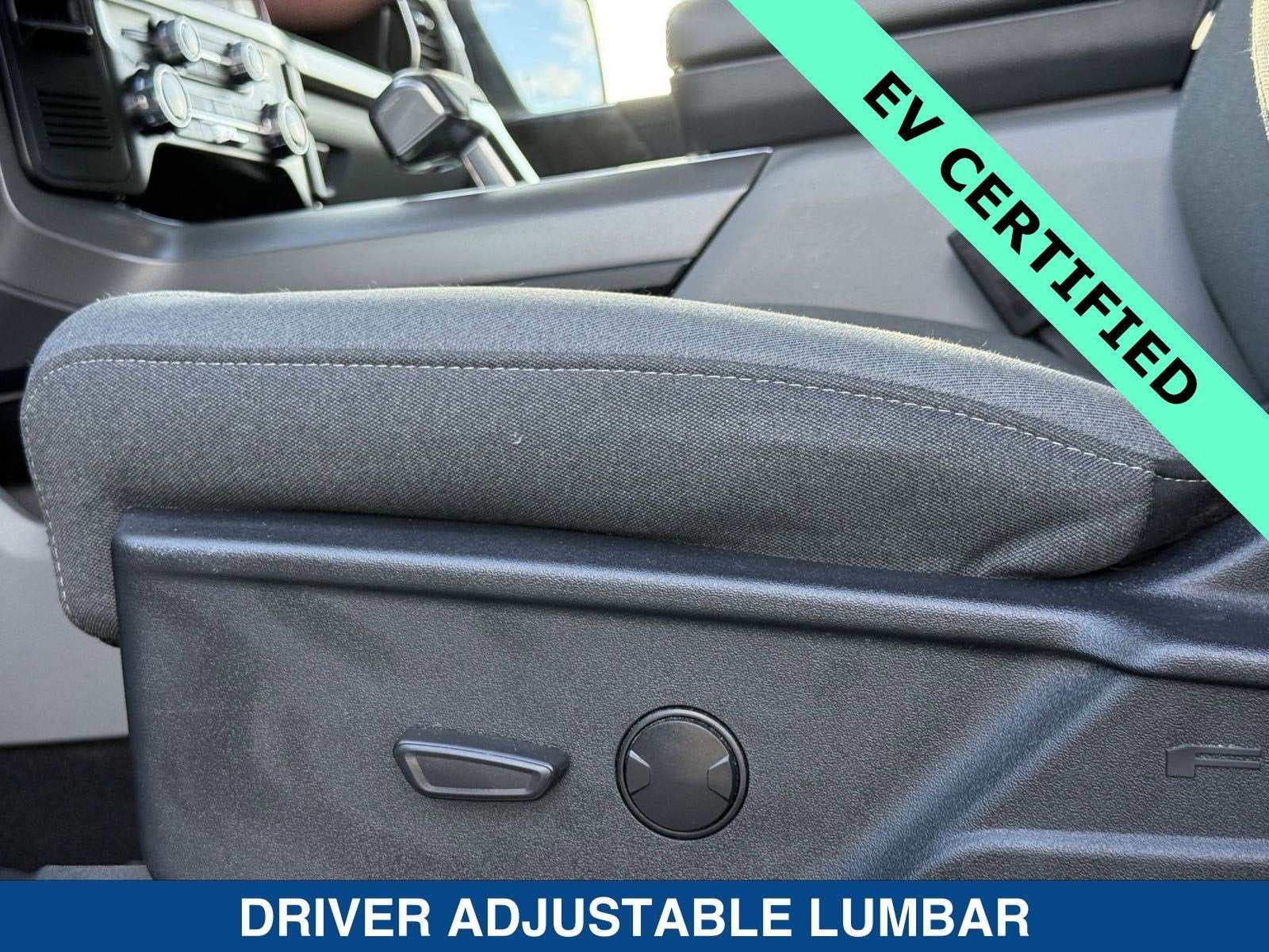 2023 Ford F-150 Lightning XLT