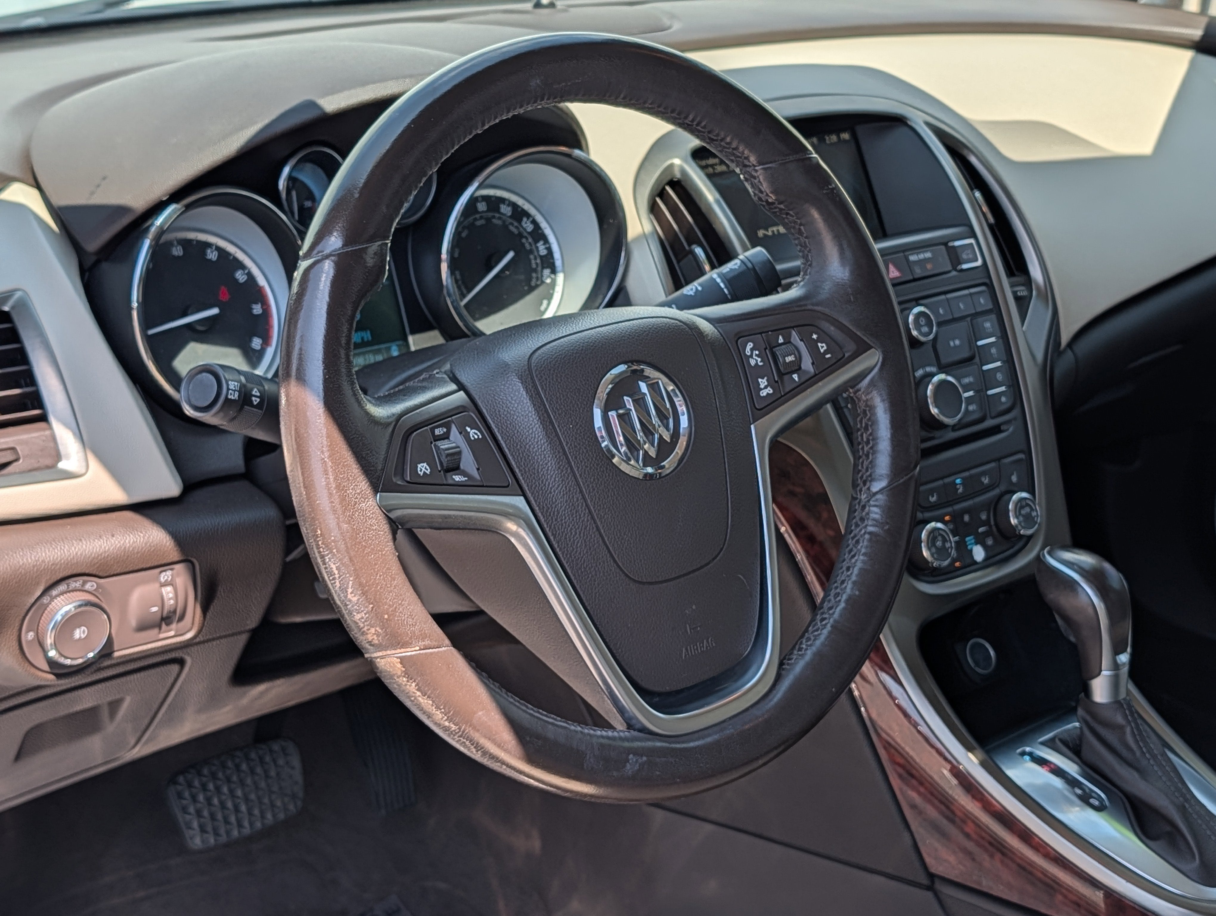 2012 Buick Verano Leather Group