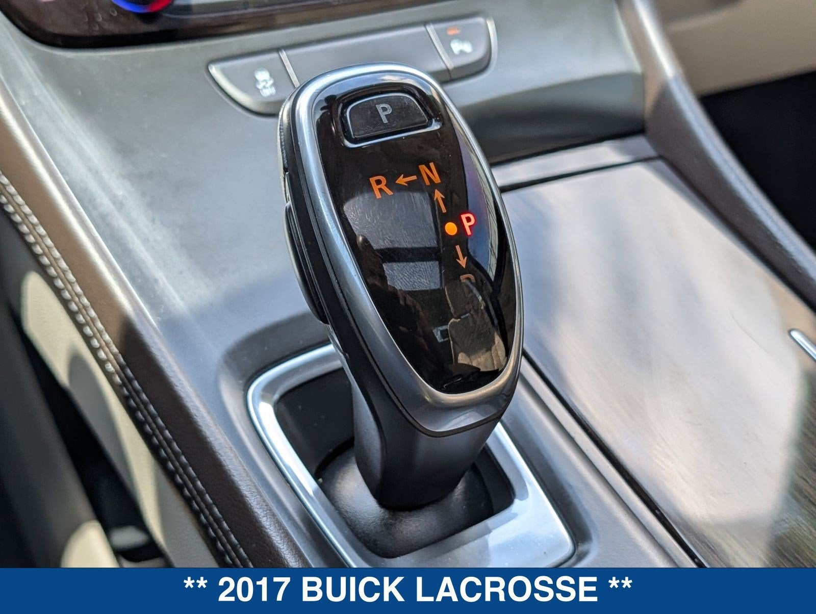 2017 Buick LaCrosse Essence