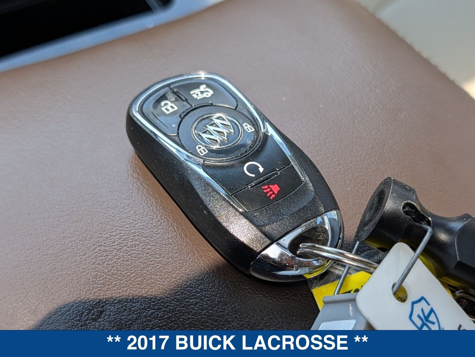 2017 Buick LaCrosse Essence