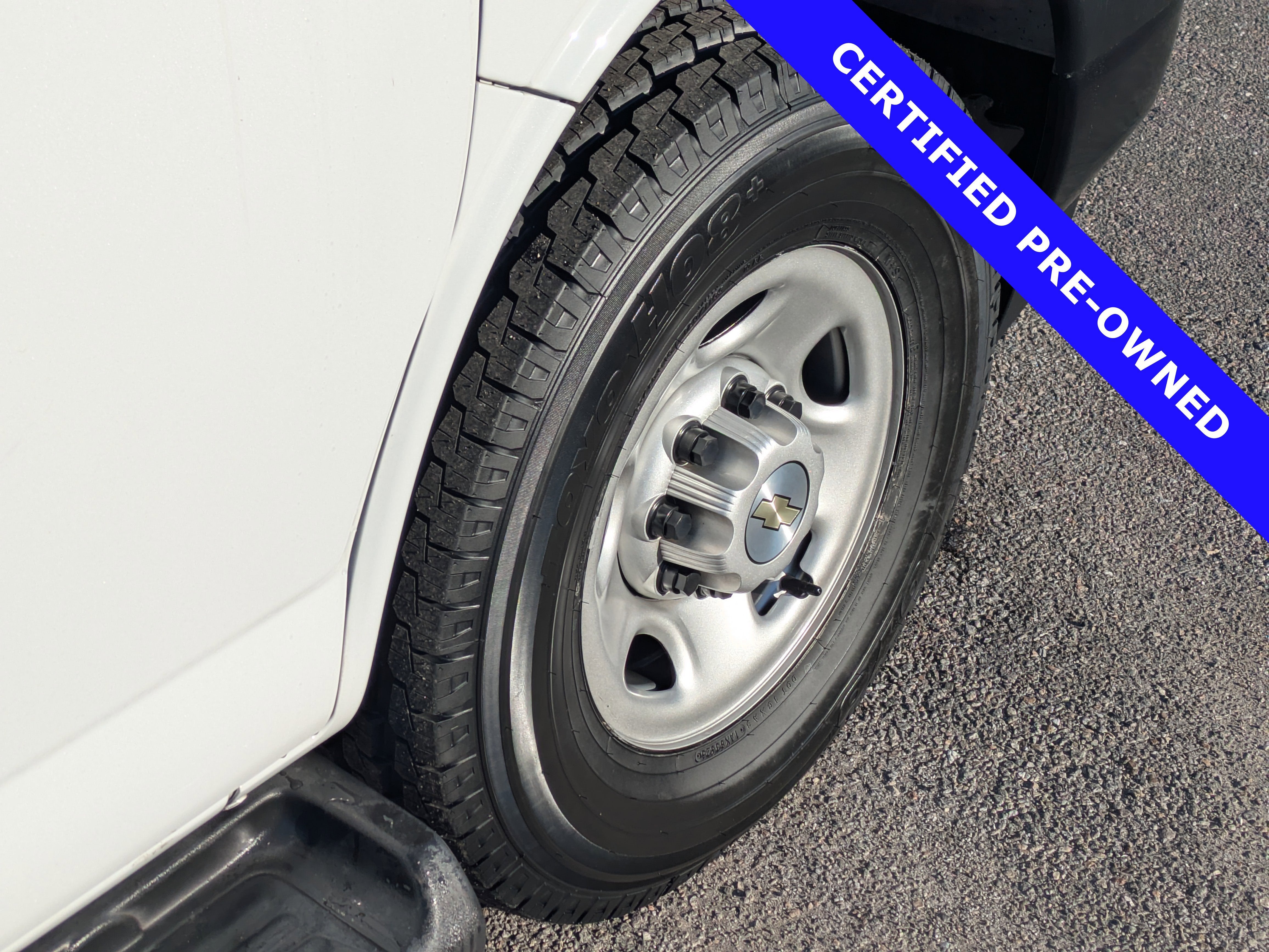 2023 Chevrolet Express 3500 LS