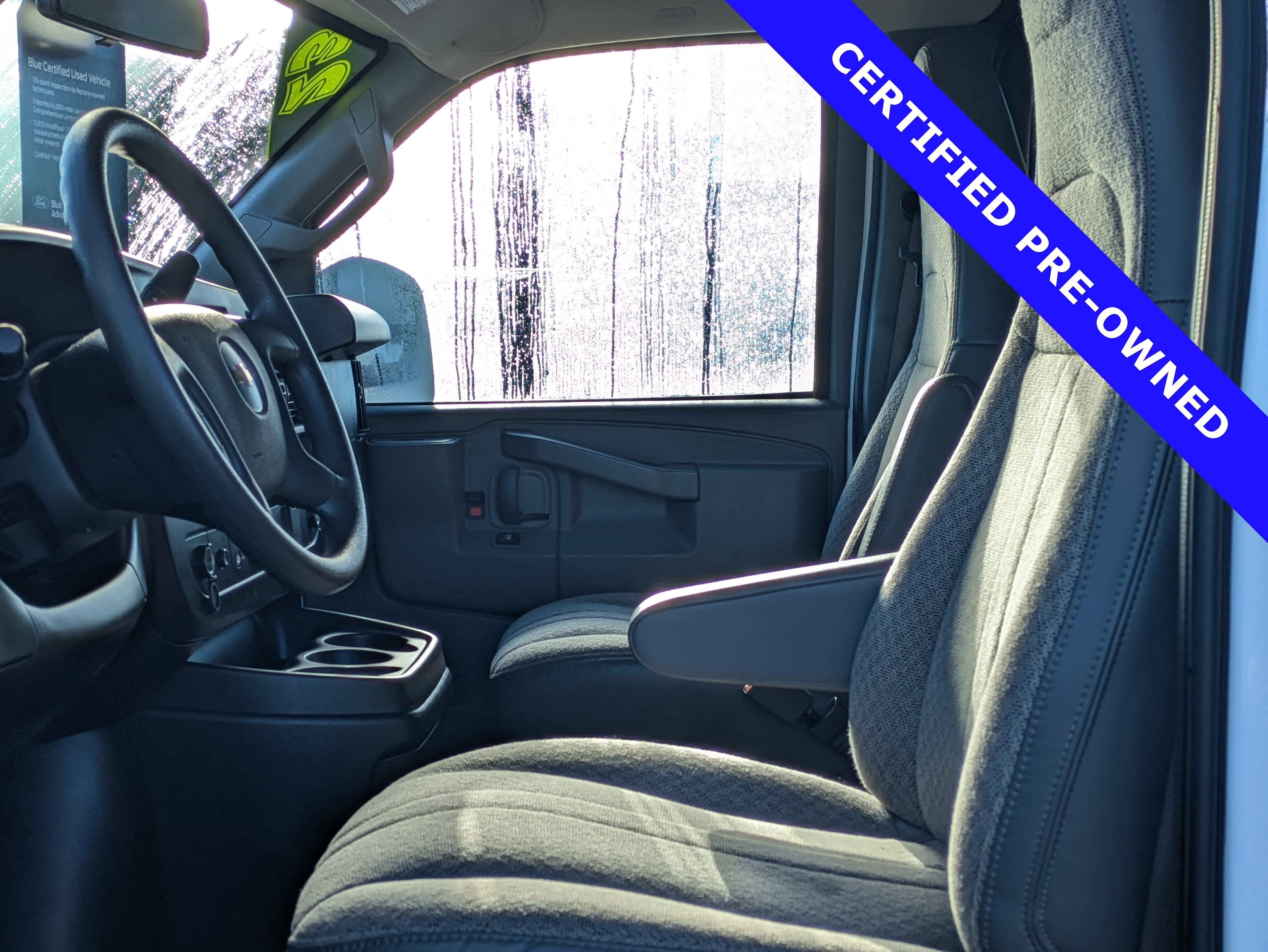 2023 Chevrolet Express 3500 LS