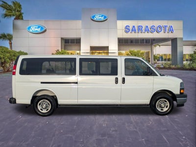 2025 Chevrolet Express 3500 LT