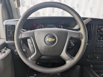 2025 Chevrolet Express 3500 LT