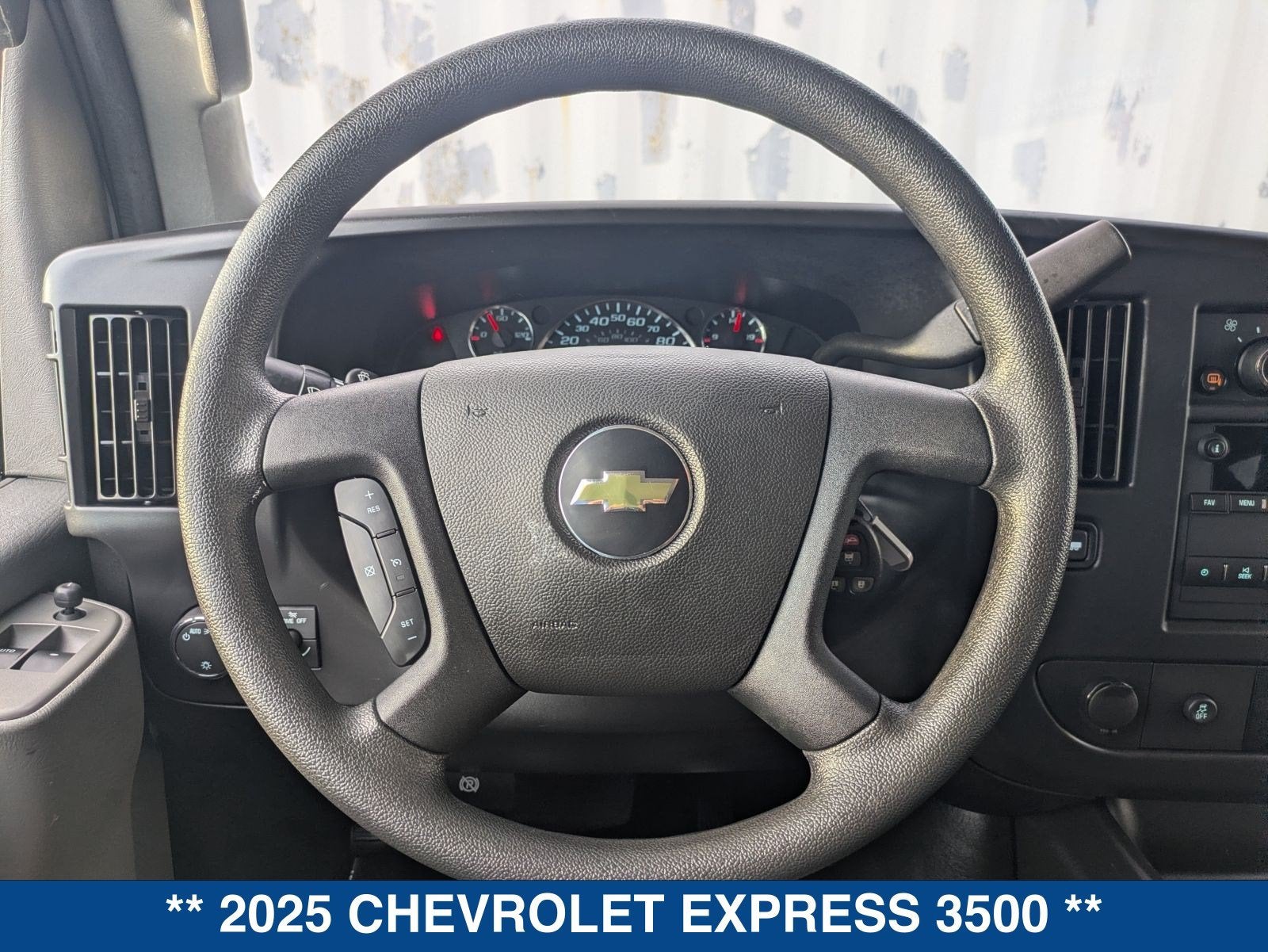 2025 Chevrolet Express 3500 LT