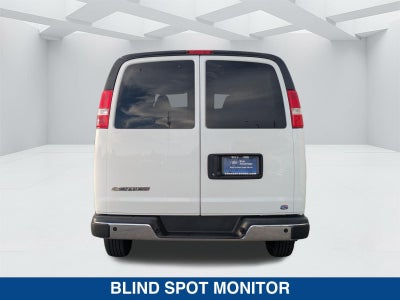 2025 Chevrolet Express 3500 LT