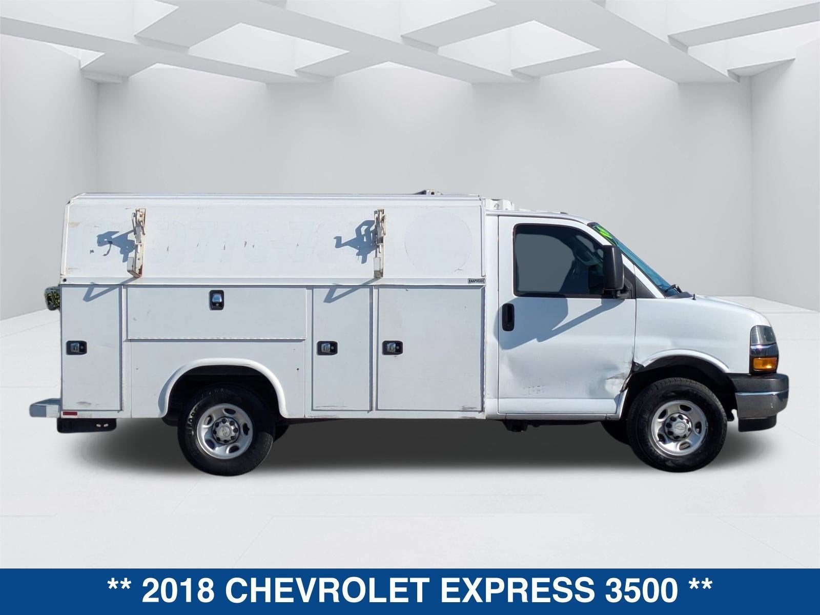 2018 Chevrolet Express Cutaway Work Van